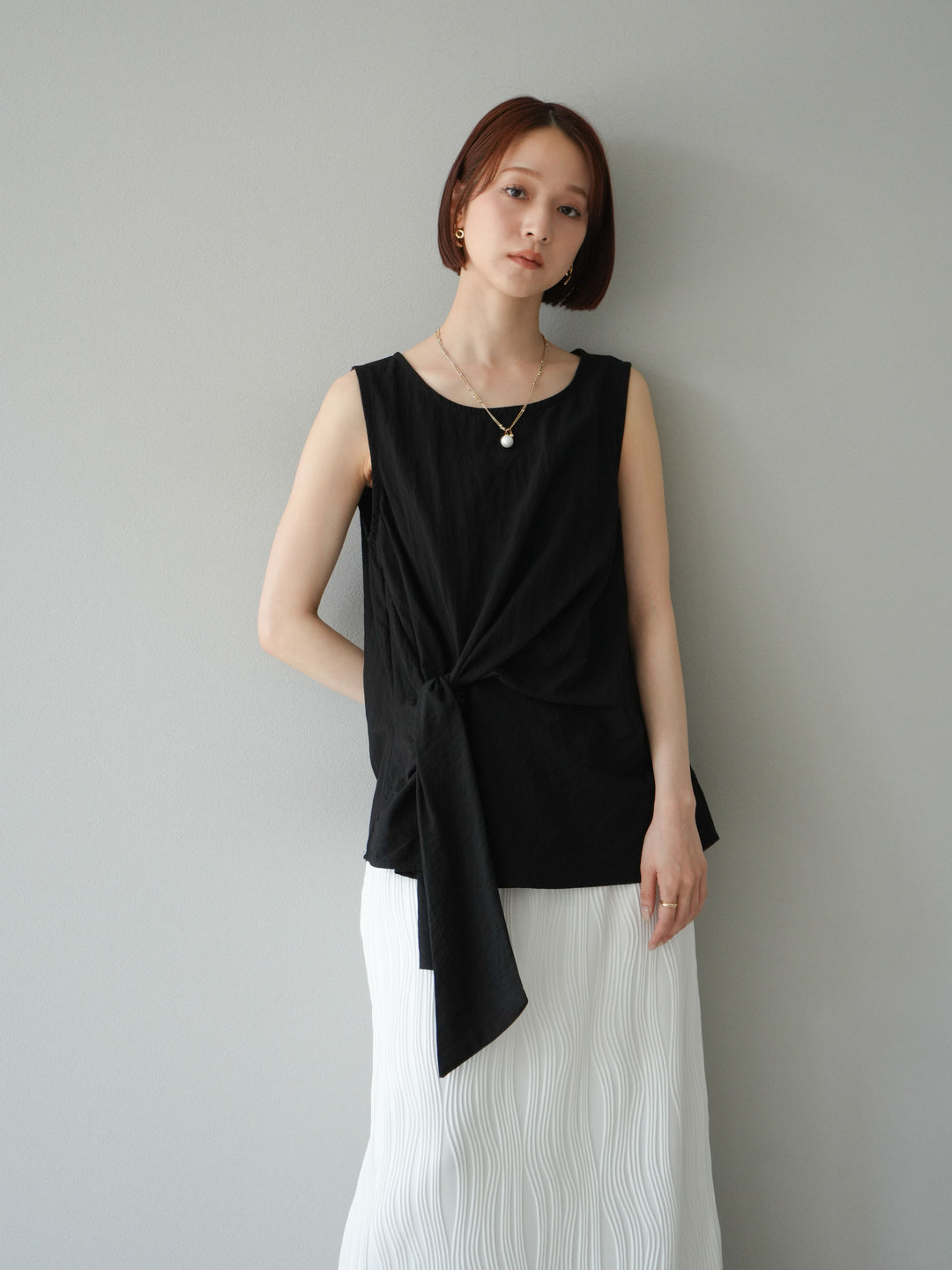 [SET] 前裹式無袖上衣 + 可選飾品套裝（2 套）
