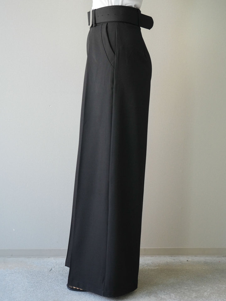 [予約]シルバーバックルドレープワイドスラックス/black