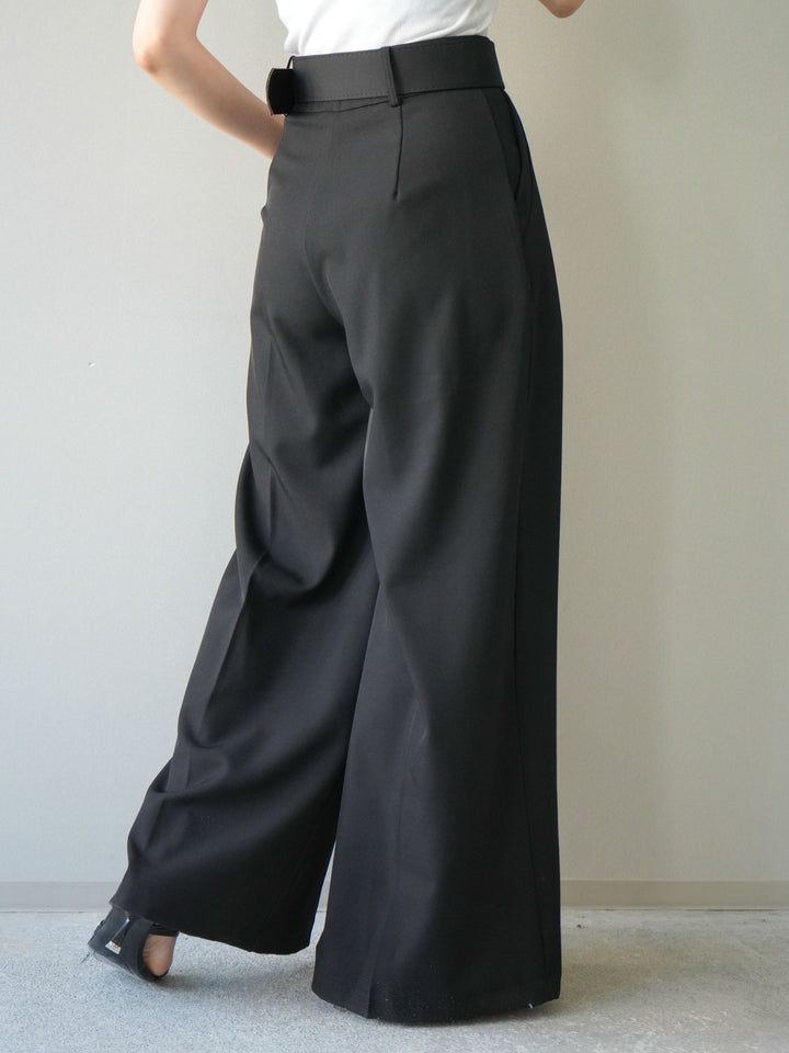 [予約]シルバーバックルドレープワイドスラックス/black