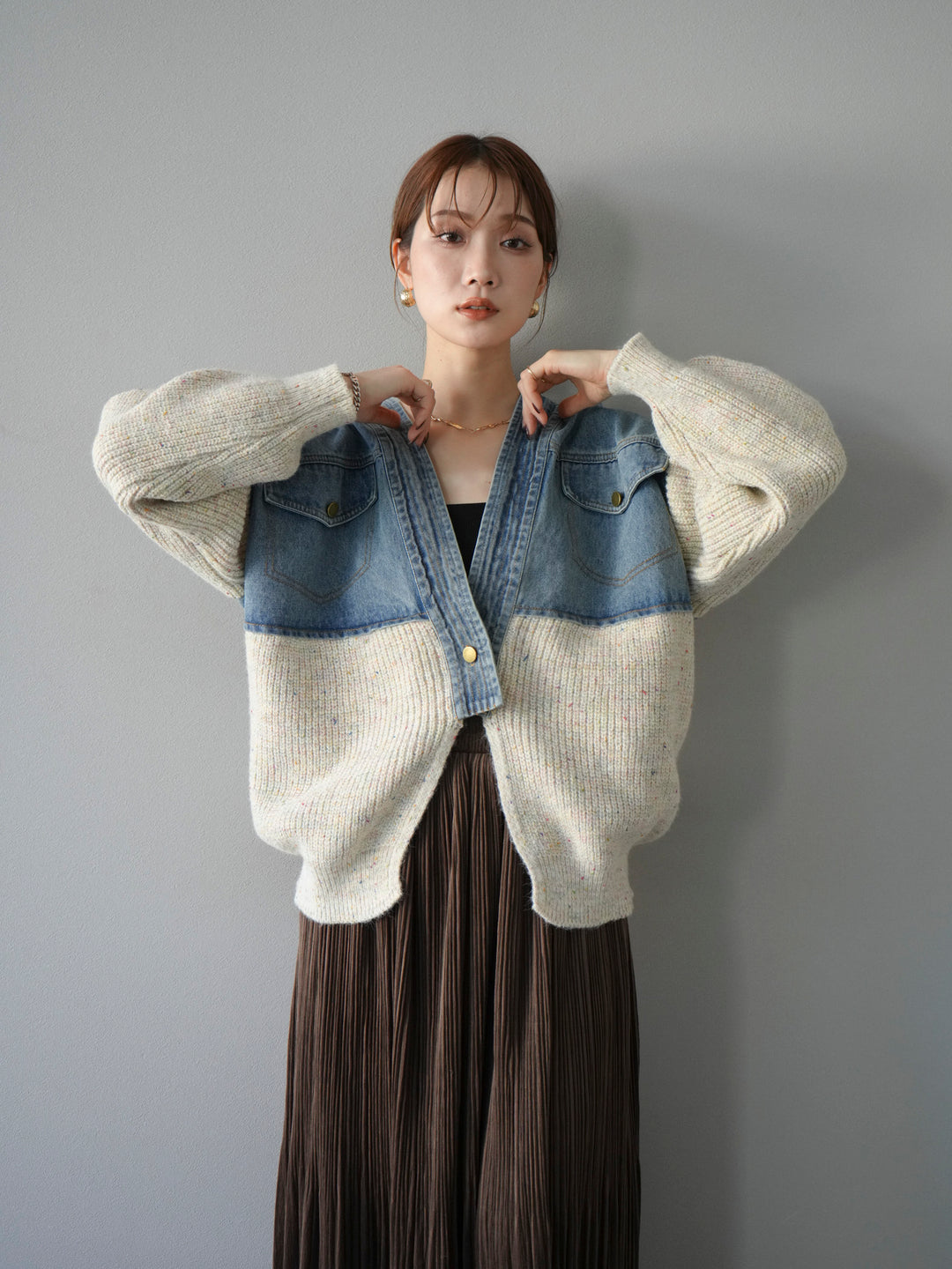 [SET]デニム切替ネップニットカーディガン+裾レーススウェードプリーツマキシスカート(2set)