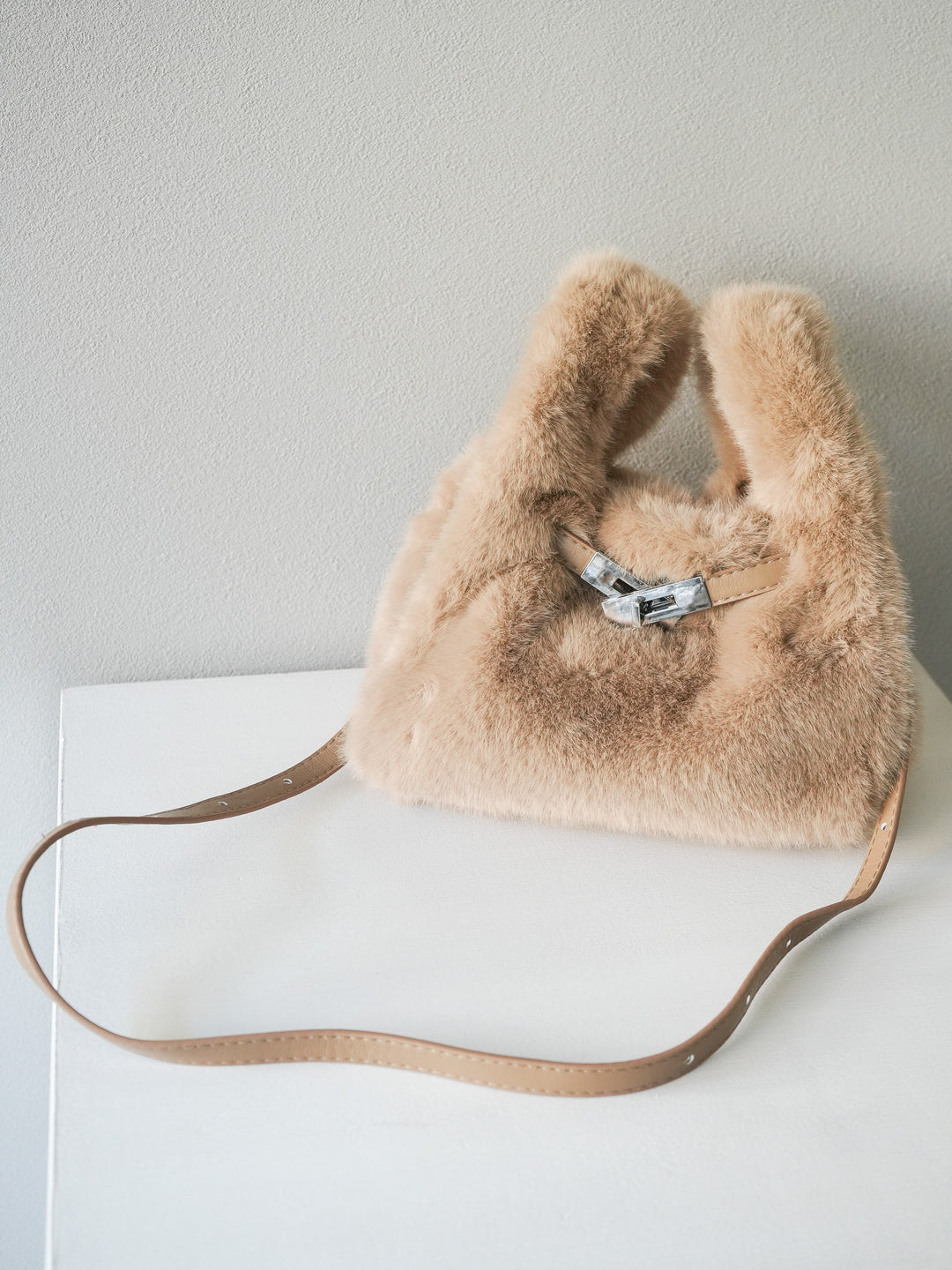 [予約]ベルトデザインファートートBAG/beige