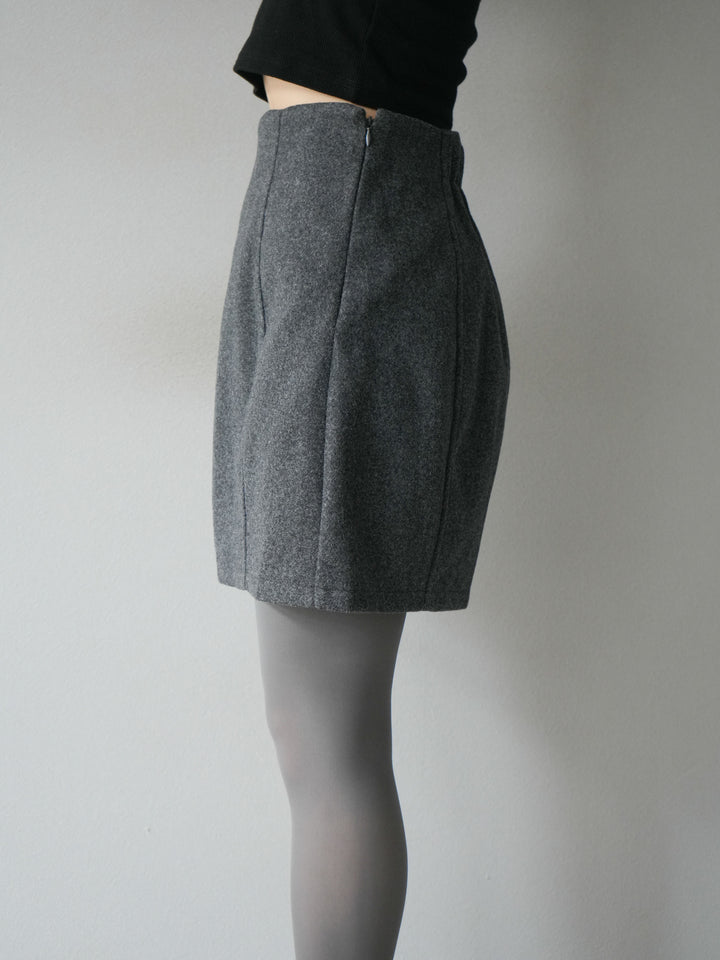 [予約]フェイクウールコクーンミニスカート/チャコール