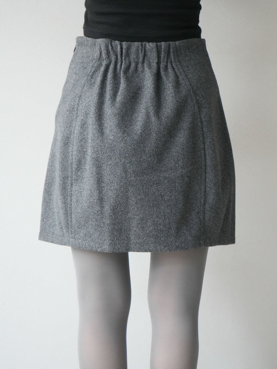 [予約]フェイクウールコクーンミニスカート/チャコール