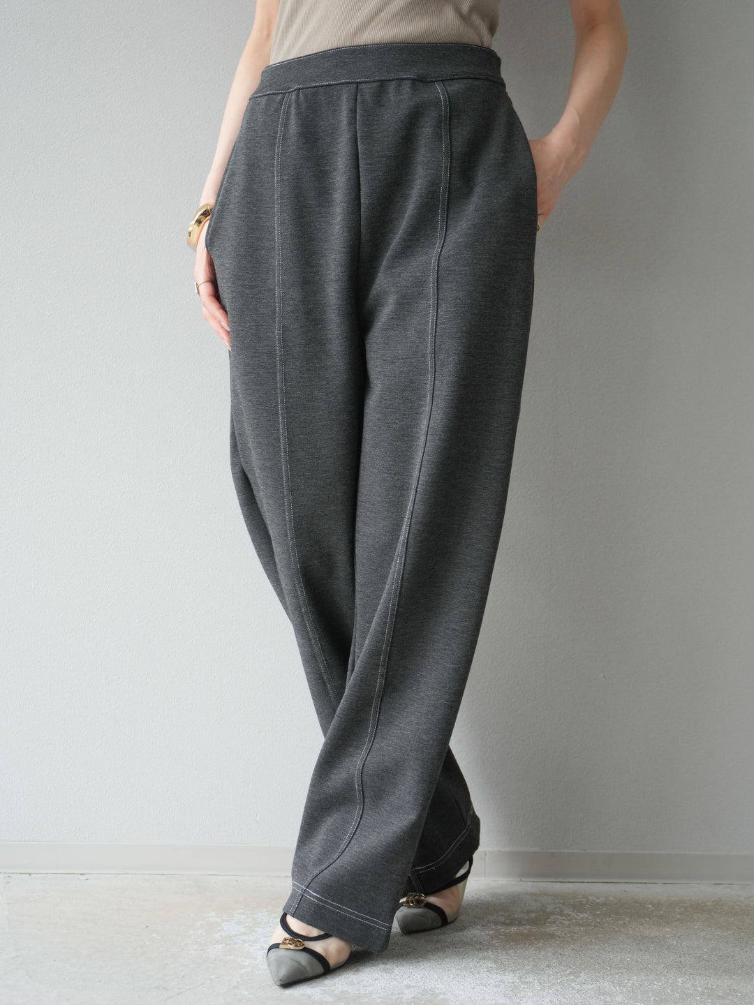 [予約]ステッチポンチライクパンツ/チャコール