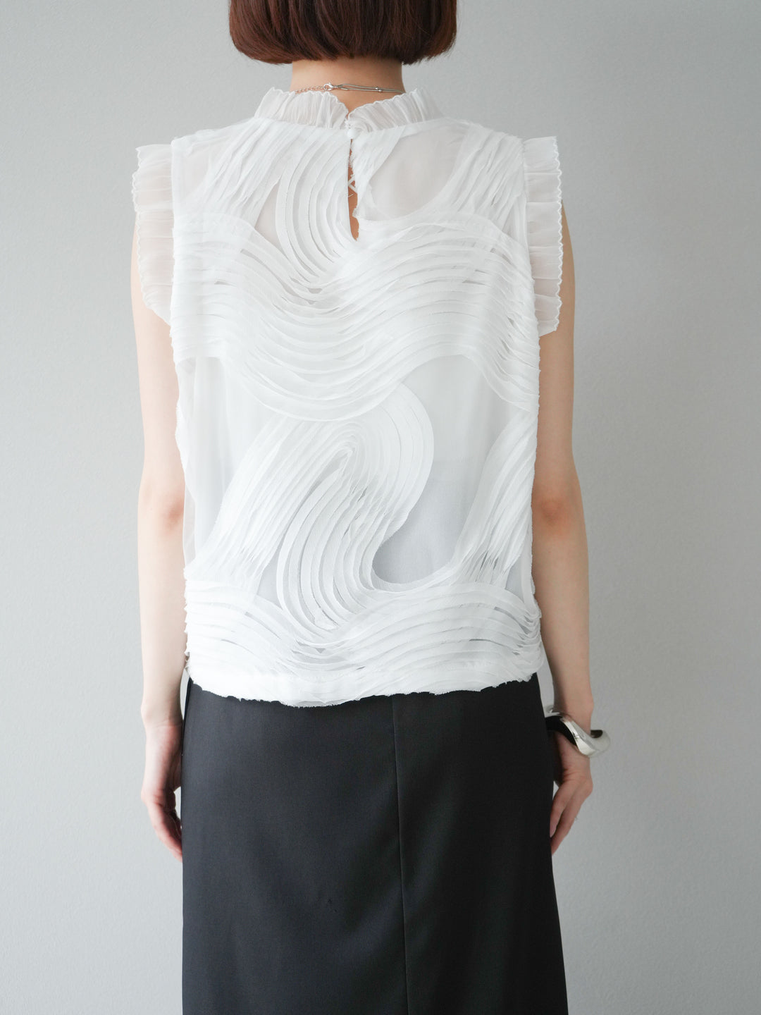 【預購】薄紗提花無袖上衣/米白