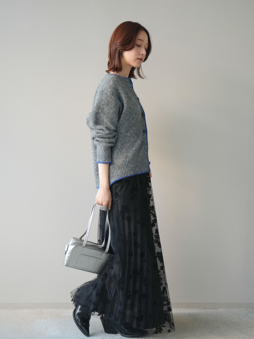 [SET]三角ステッチニットカーディガン+フラワーフロッキーチュールプリーツスカート(2set)