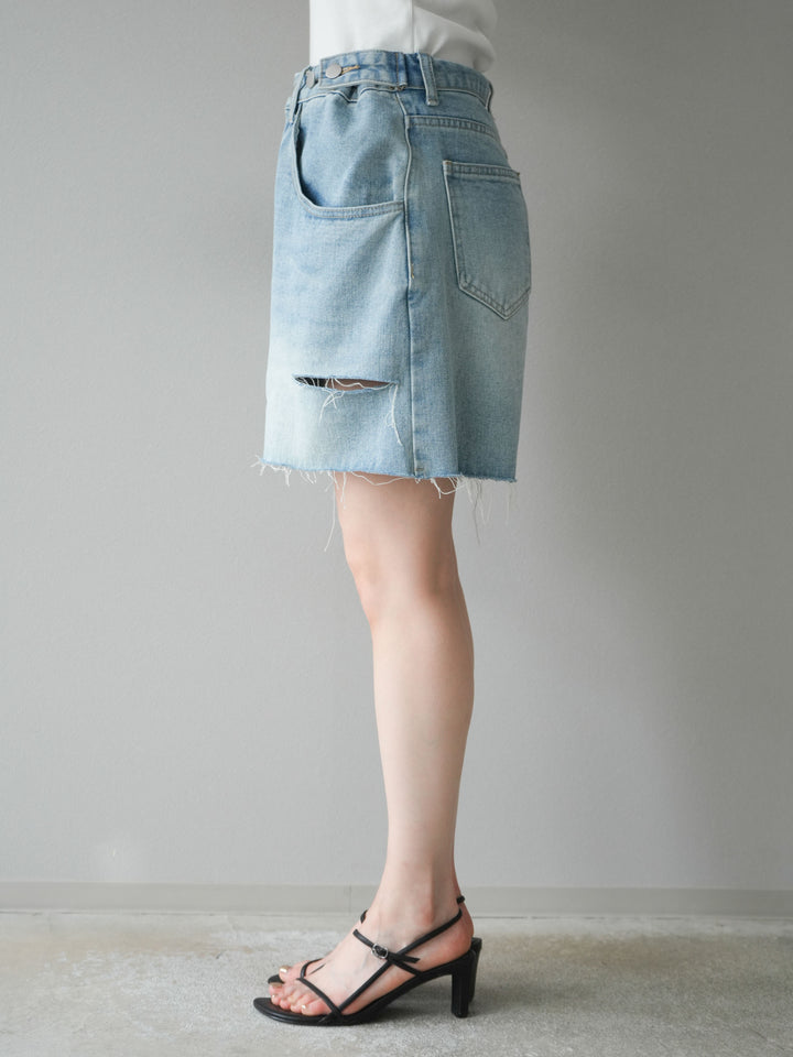 【預購】寬鬆半身牛仔褲/淺藍