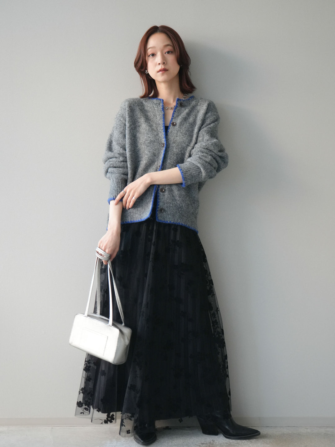 [SET]三角ステッチニットカーディガン+フラワーフロッキーチュールプリーツスカート(2set)