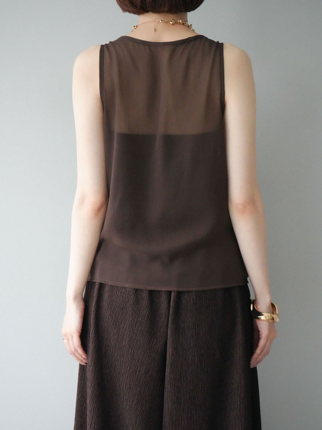 [予約]シアードレープレイヤードノースリーブトップス/ブラウン