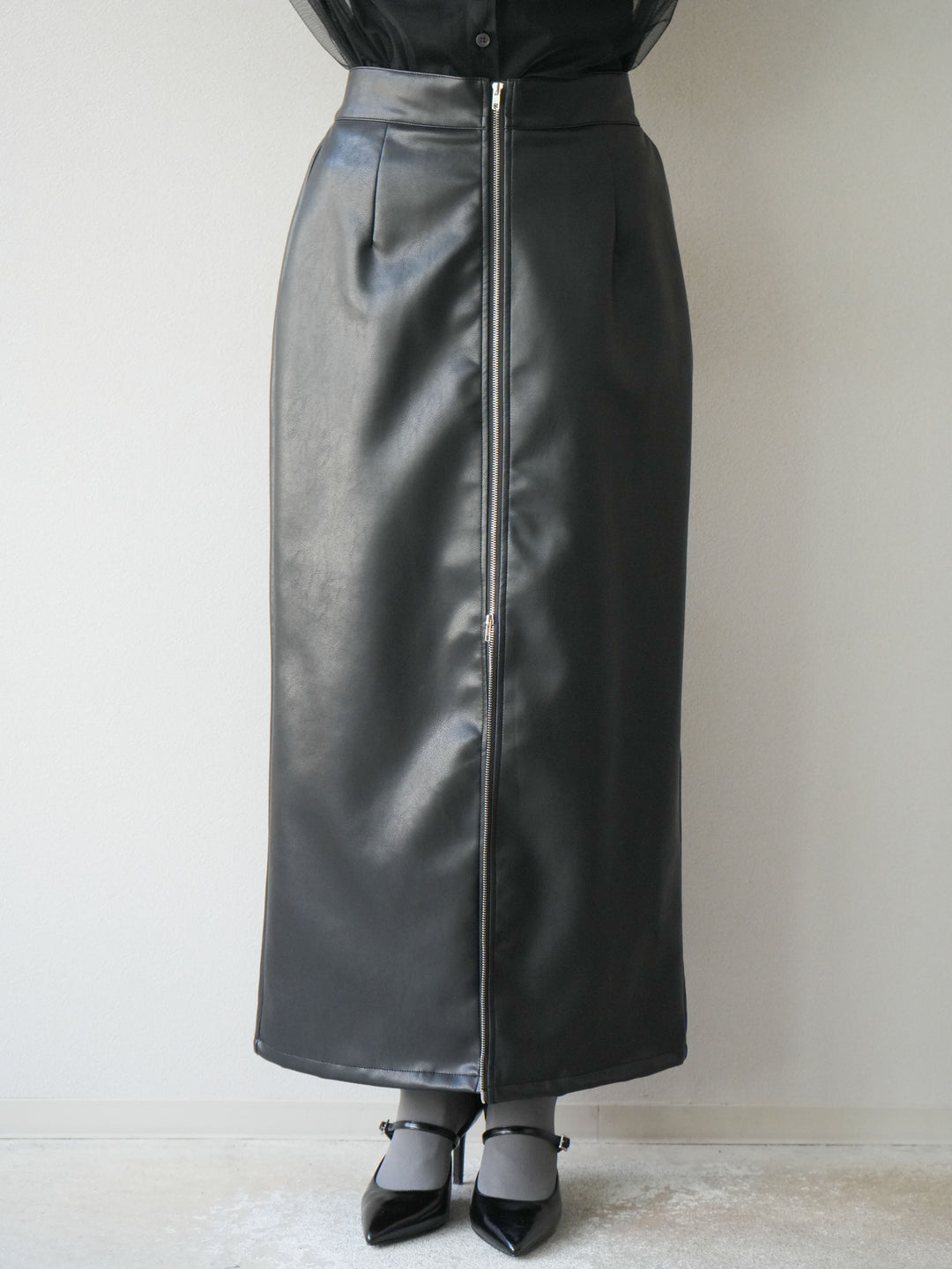 [予約]フェイクレザーZIPタイトスカート/ブラック
