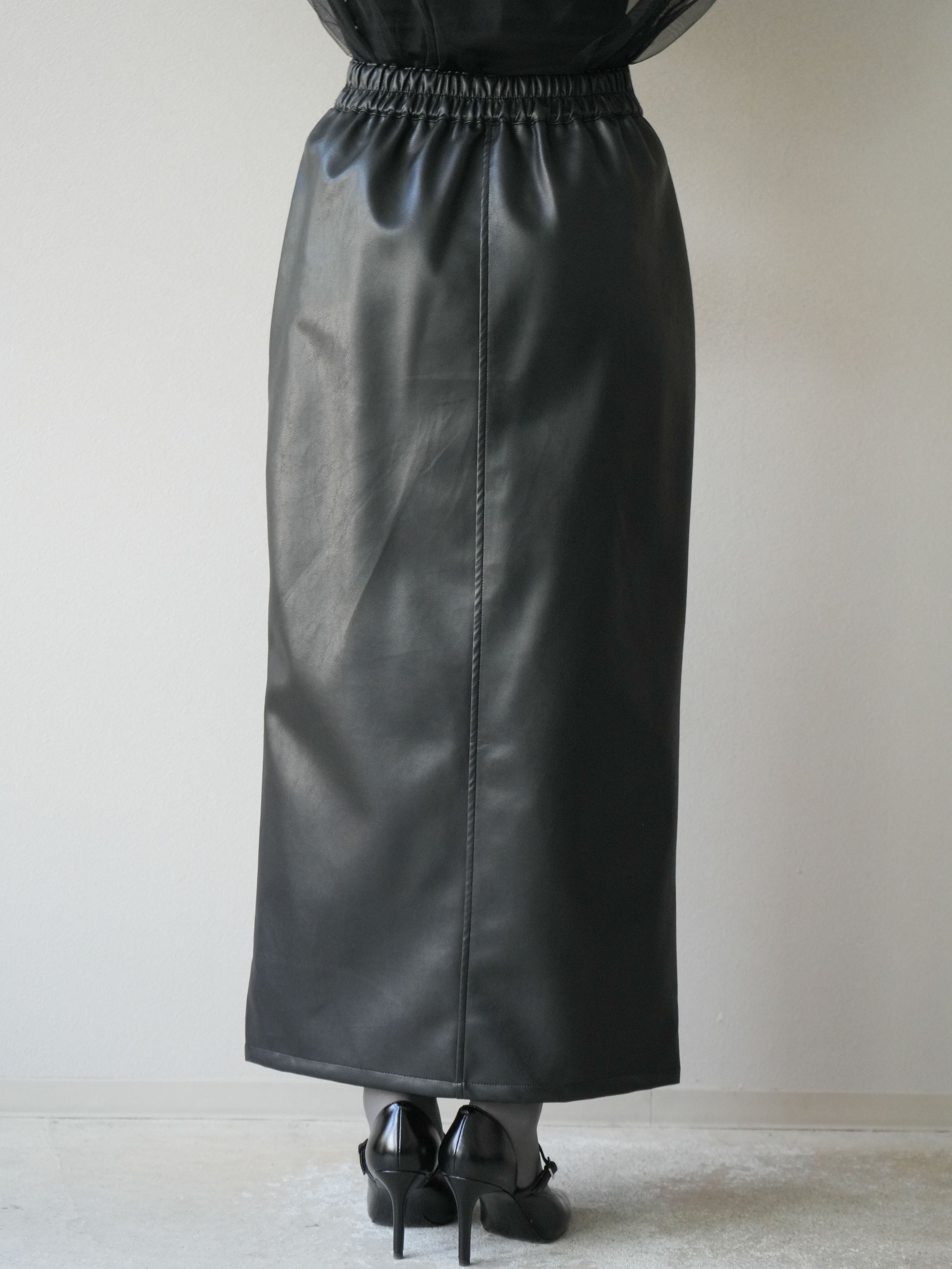 予約]フェイクレザーZIPタイトスカート/ブラック – Lumier