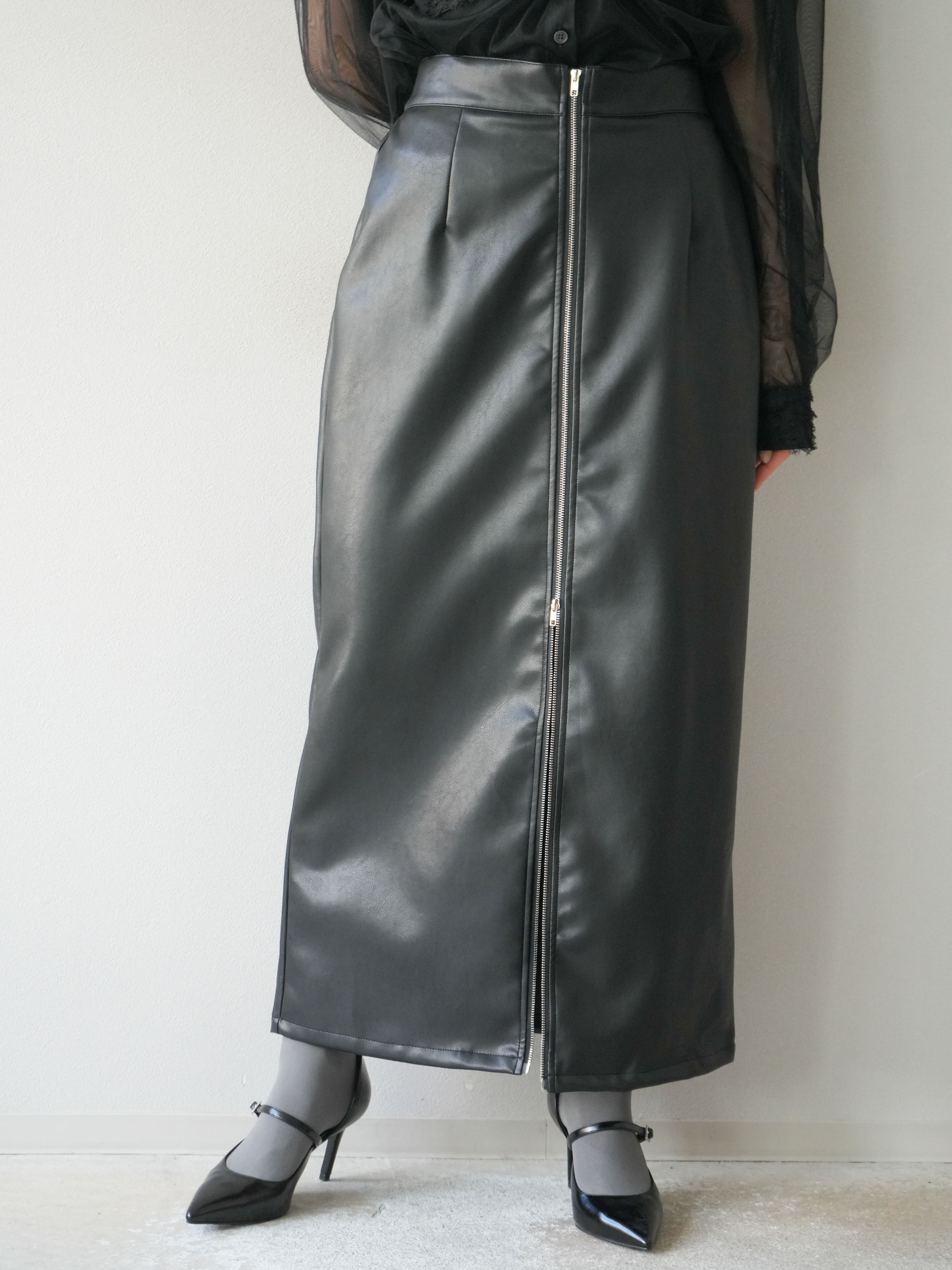 予約]フェイクレザーZIPタイトスカート/ブラック – Lumier