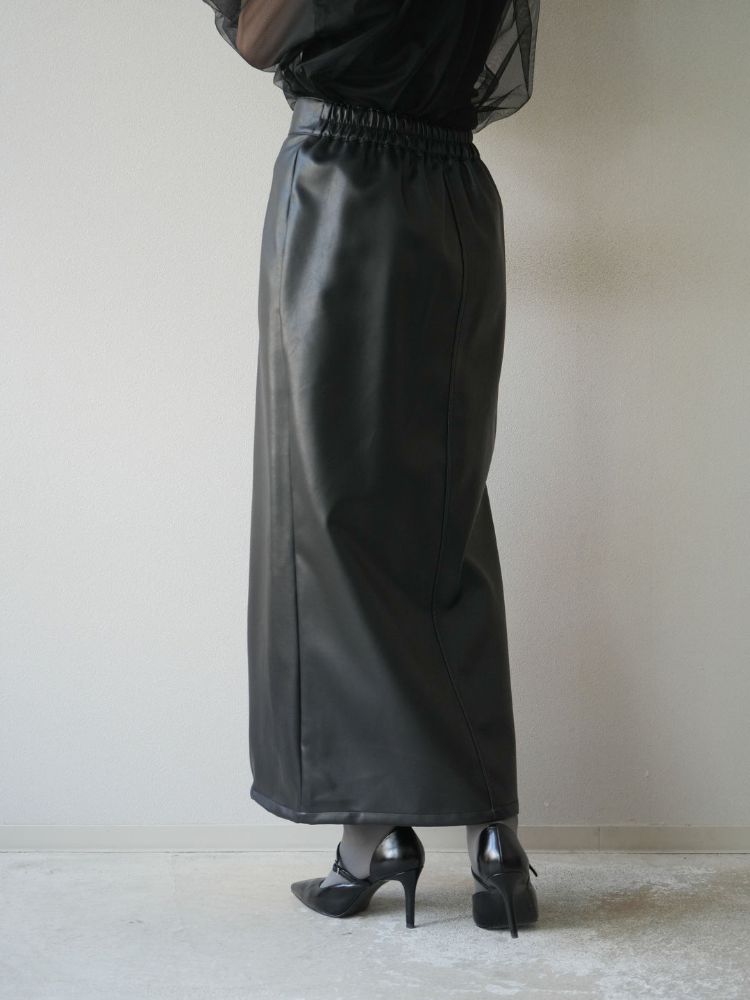 [予約]フェイクレザーZIPタイトスカート/ブラック