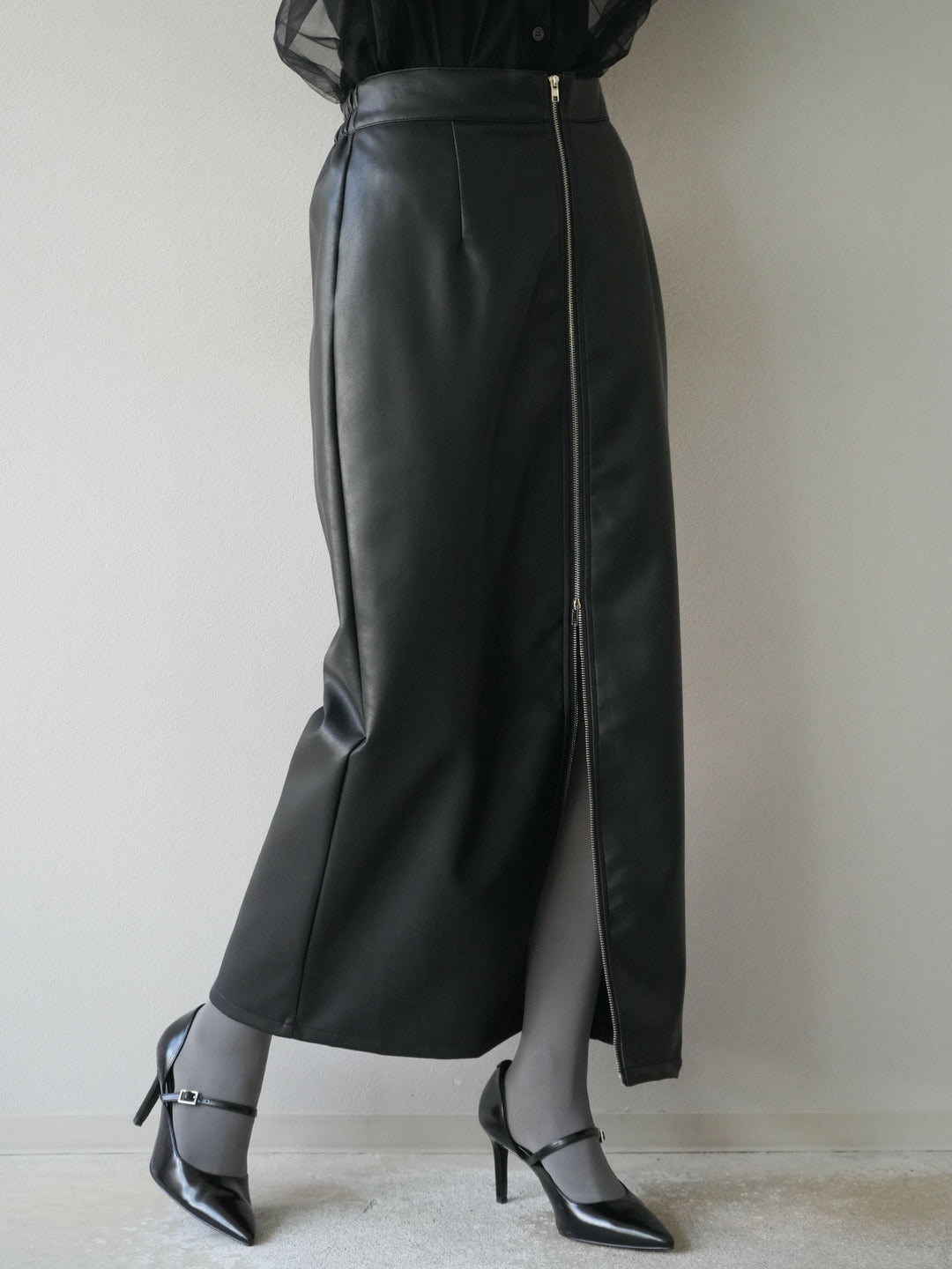[予約]フェイクレザーZIPタイトスカート/ブラック