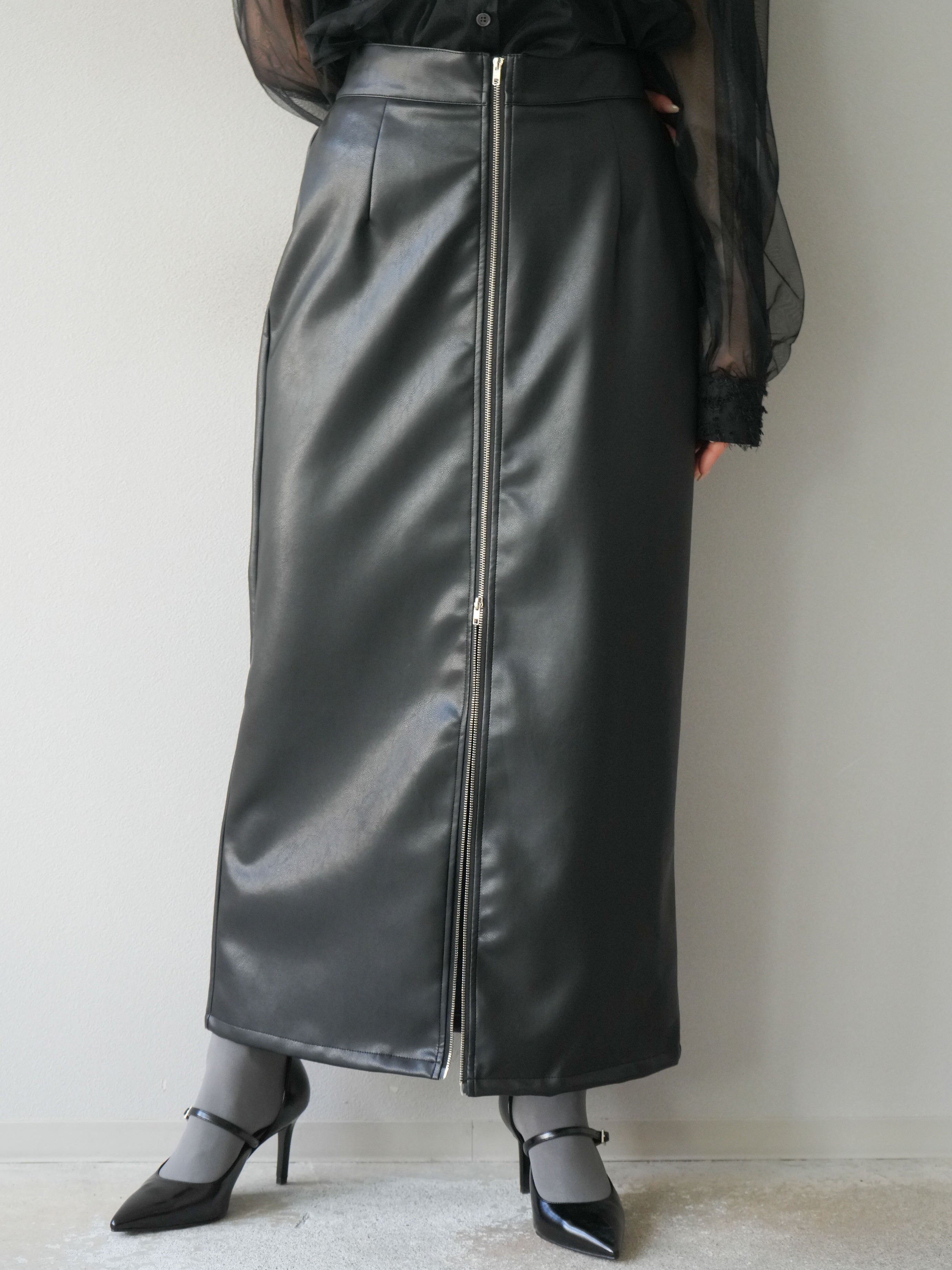予約]フェイクレザーZIPタイトスカート/ブラック – Lumier