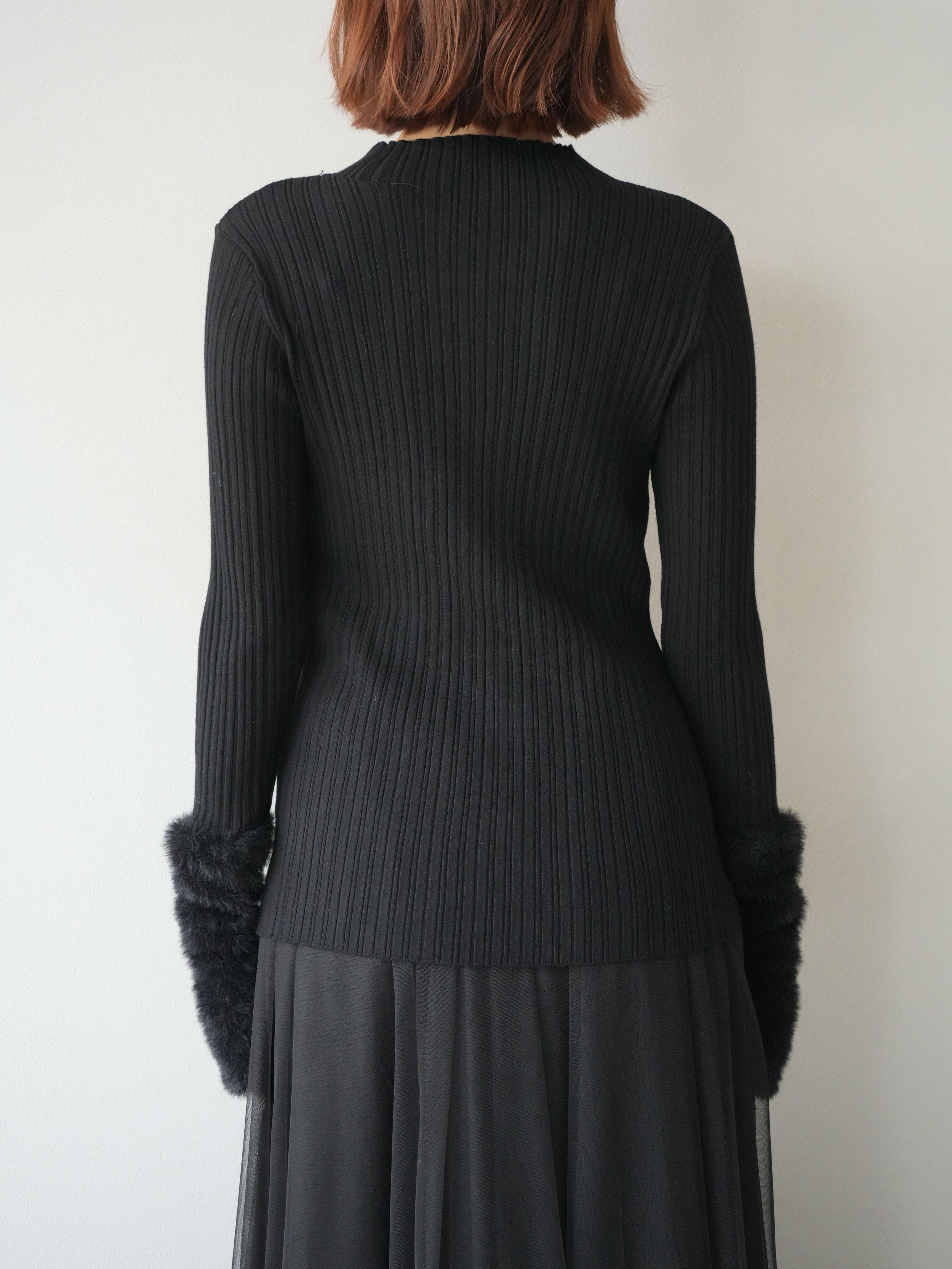 予約]アームシャギーランダムリブニットトップス/ブラック – Lumier