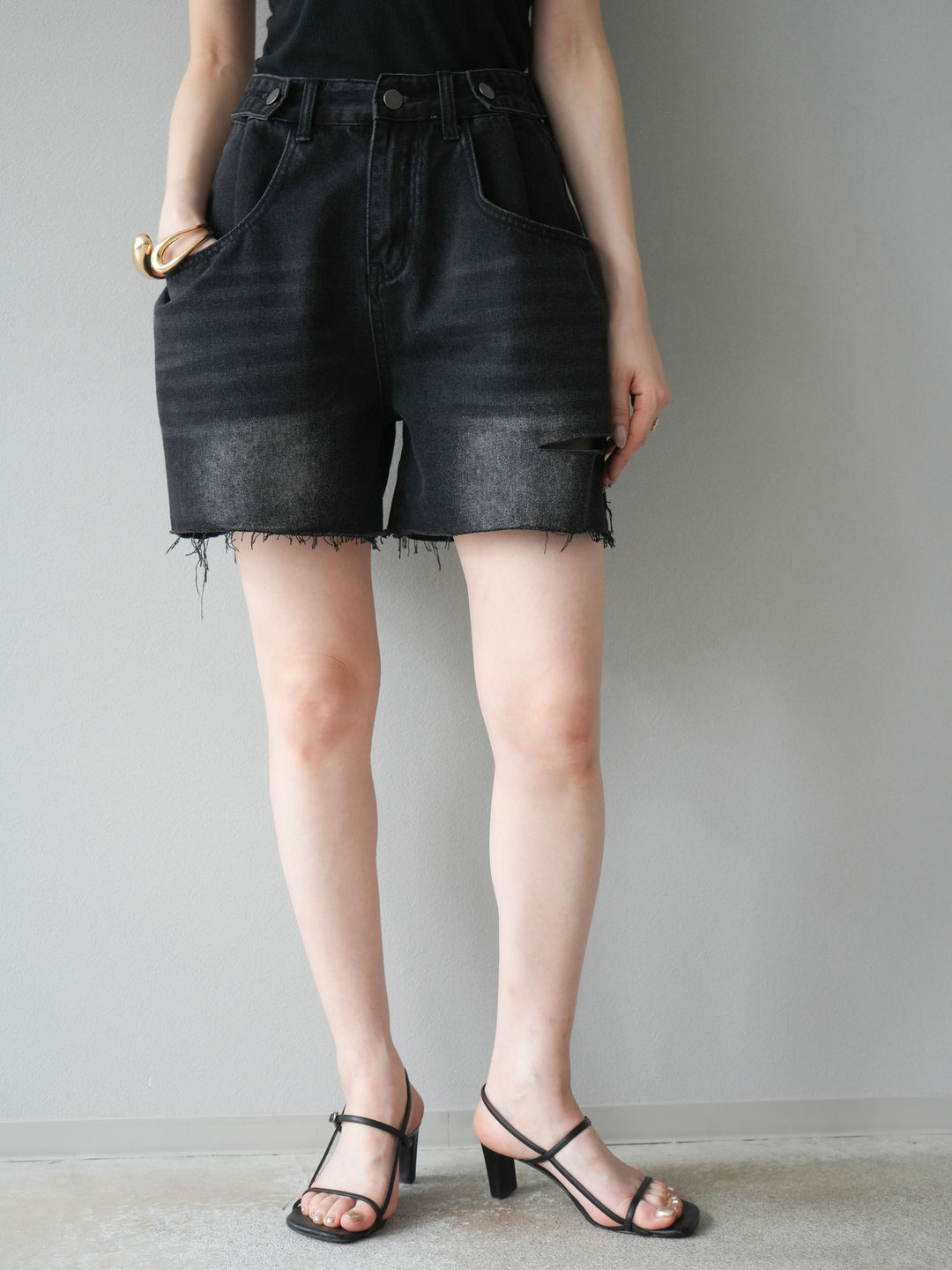 【預購】寬鬆半身牛仔褲/黑色