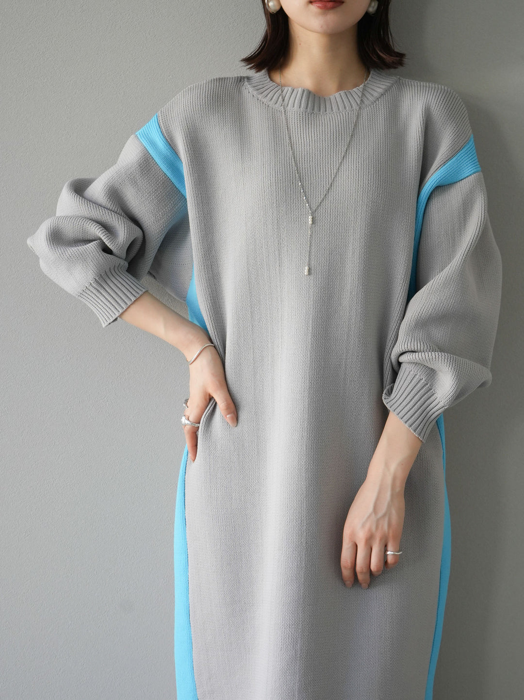 【預購】米蘭諾羅紋邊拼色寬鬆連身裙/灰色