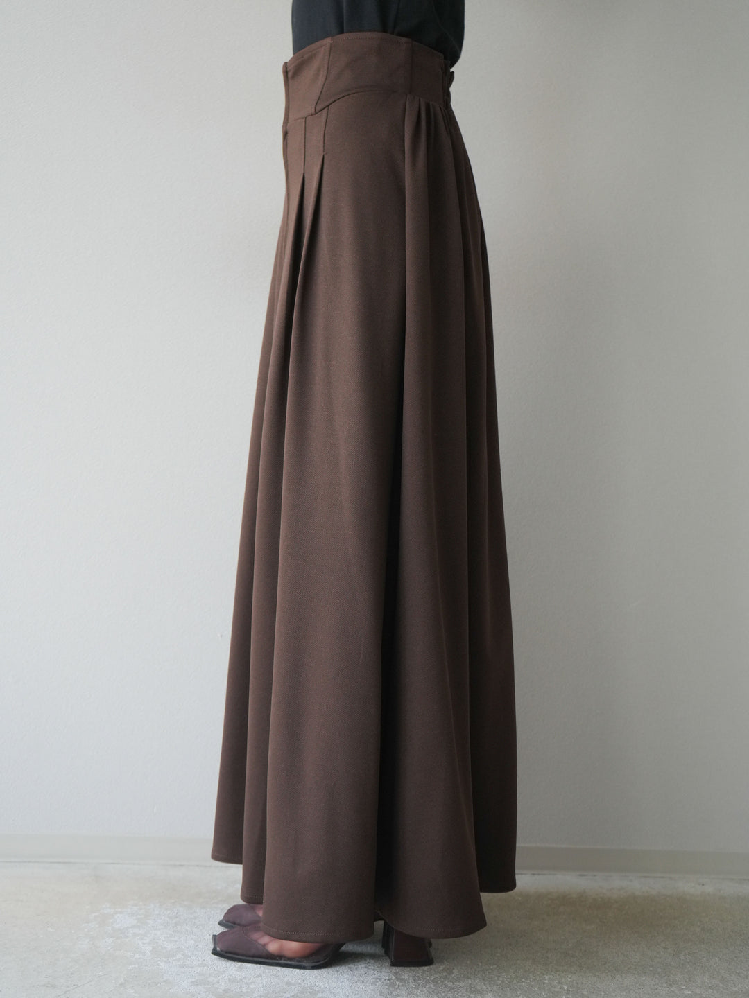 [予約]ポンチフロントZIPフレアロングスカート/ブラウン