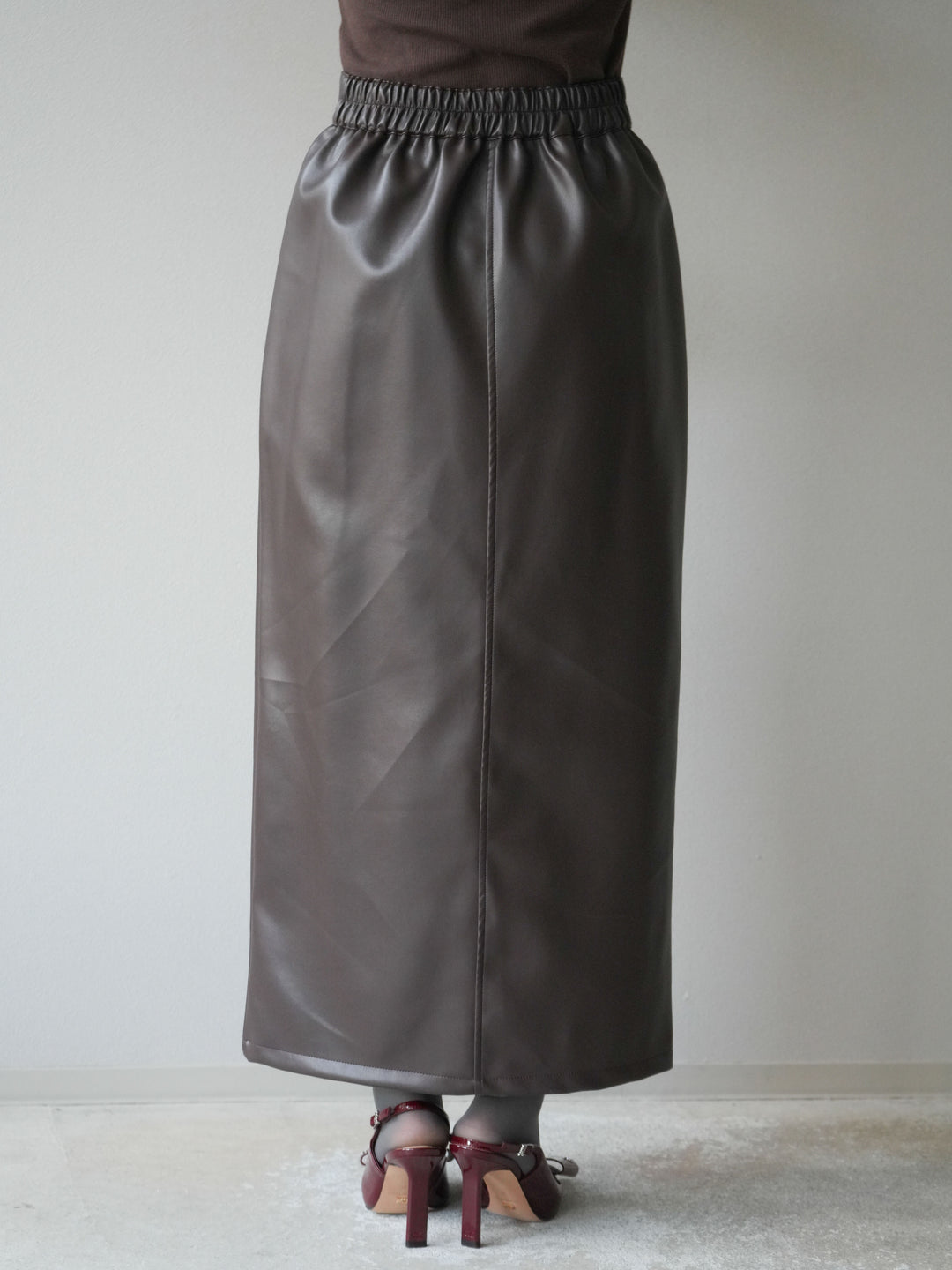 [予約]フェイクレザーZIPタイトスカート/ブラウン