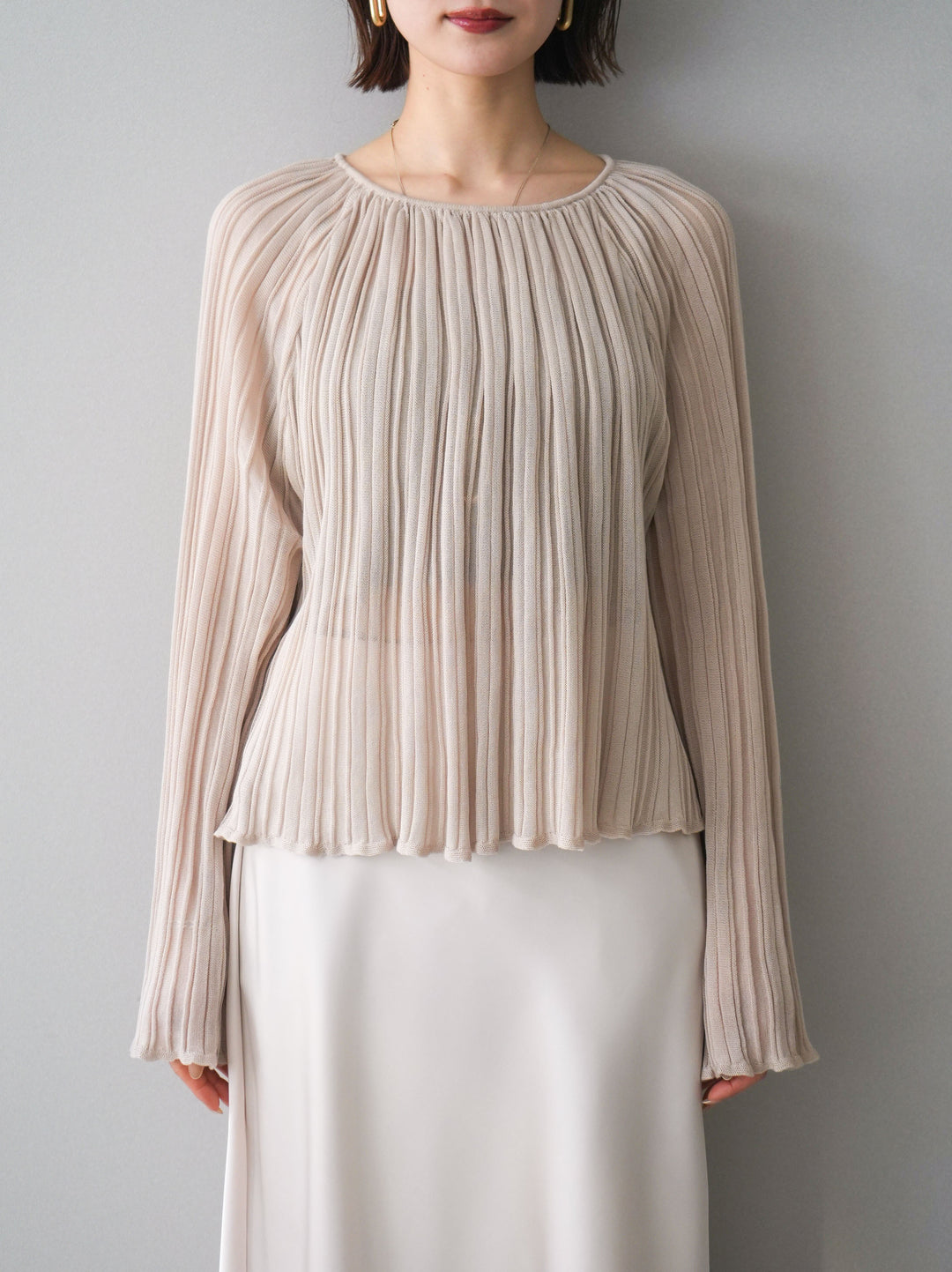 [予約]プリーツシアーフレアスリーブニットトップス/beige