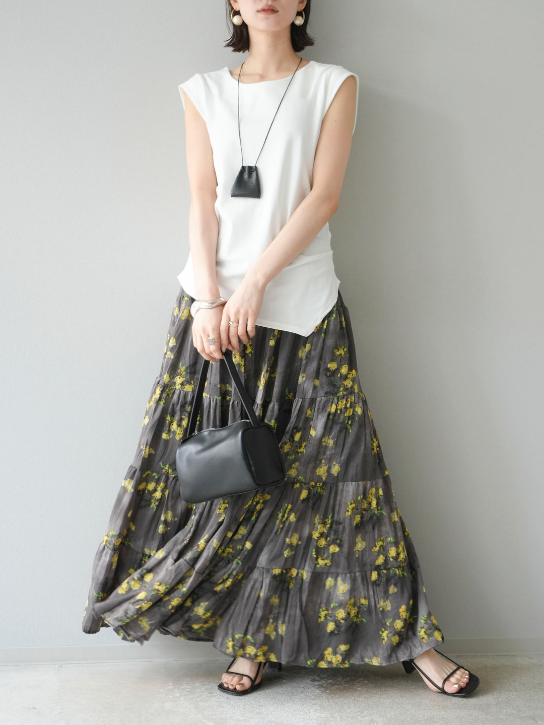 [予約]サイドギャザーTシャツ＆巾着レザーネックレスSET /ホワイト