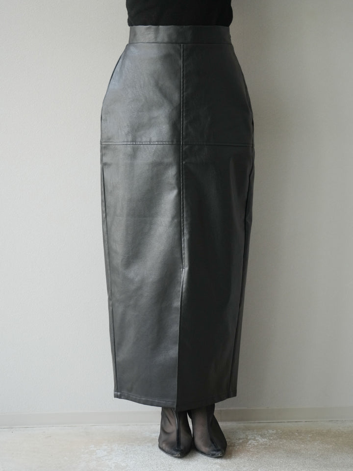[予約]フェイクレザーフロントスリットスカート/ブラック