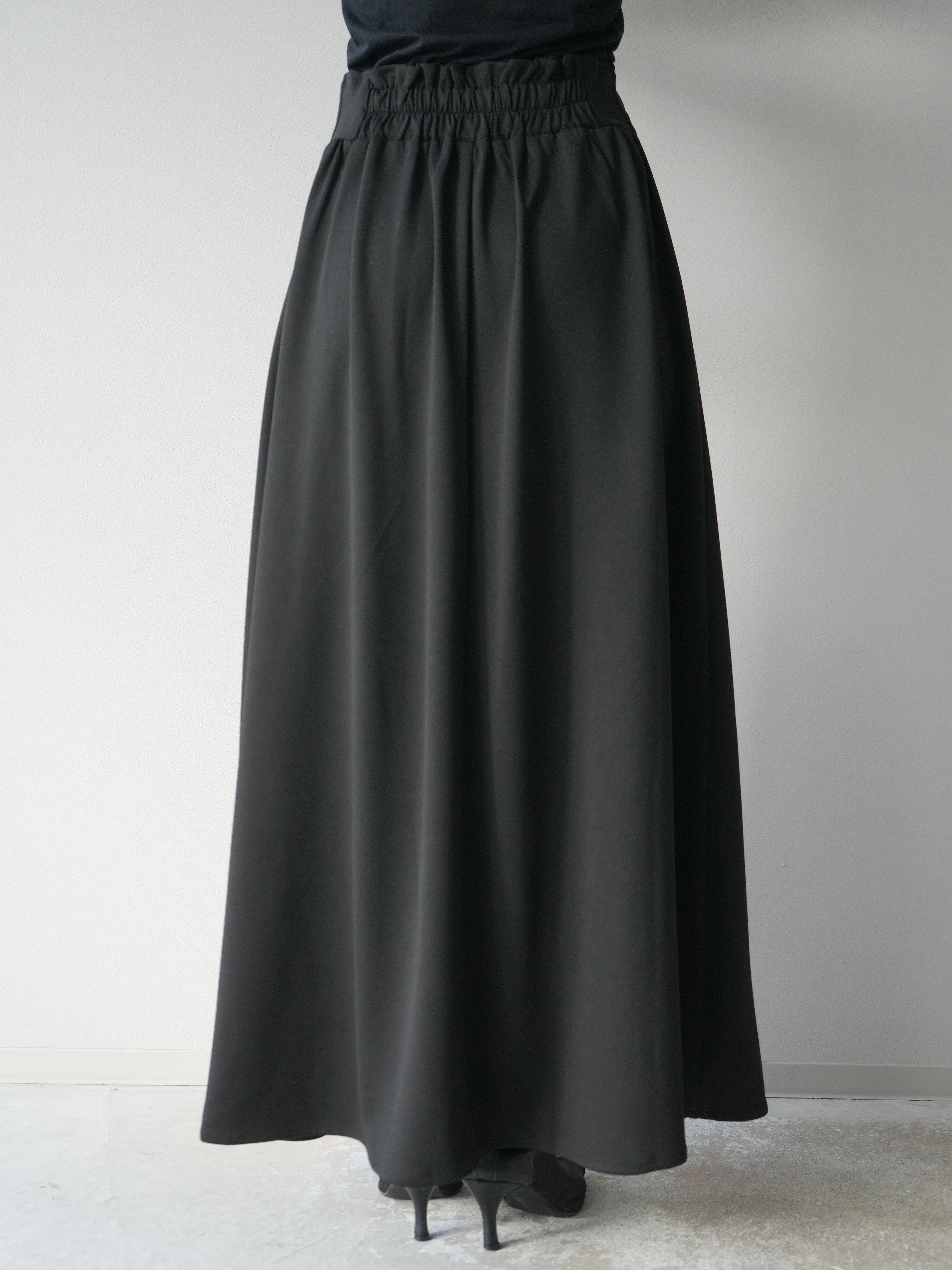 予約]ポンチフロントZIPフレアロングスカート/ブラック – Lumier