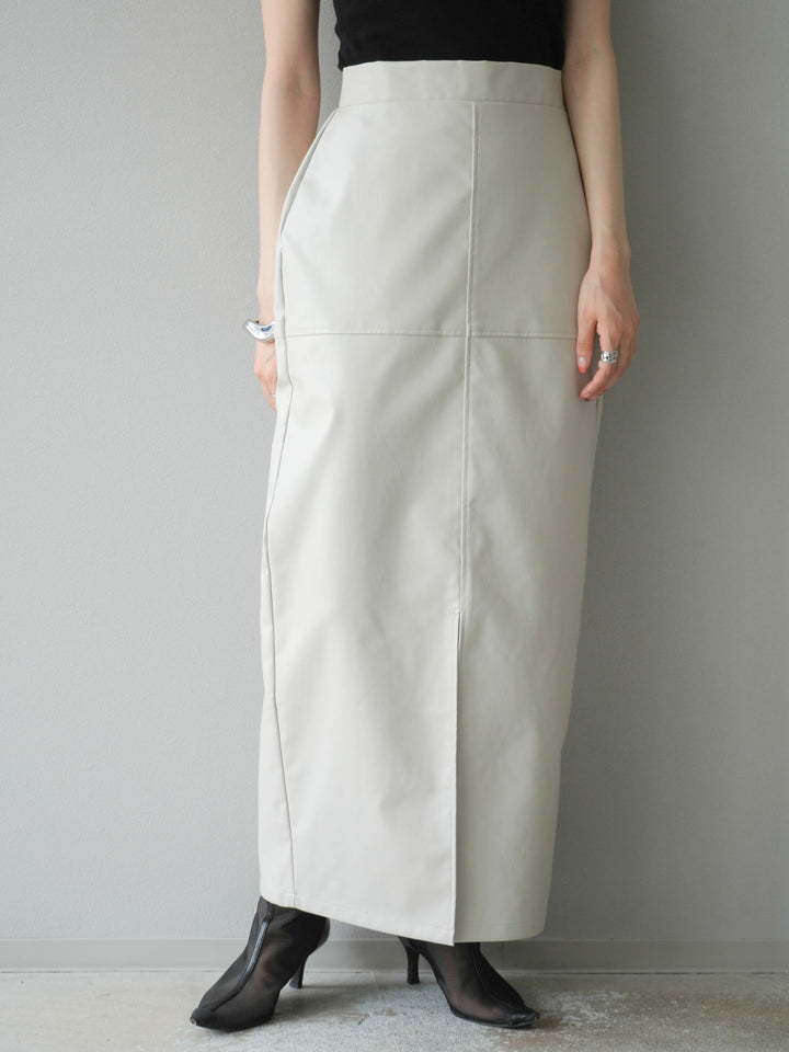 [予約]フェイクレザーフロントスリットスカート/エクリュ