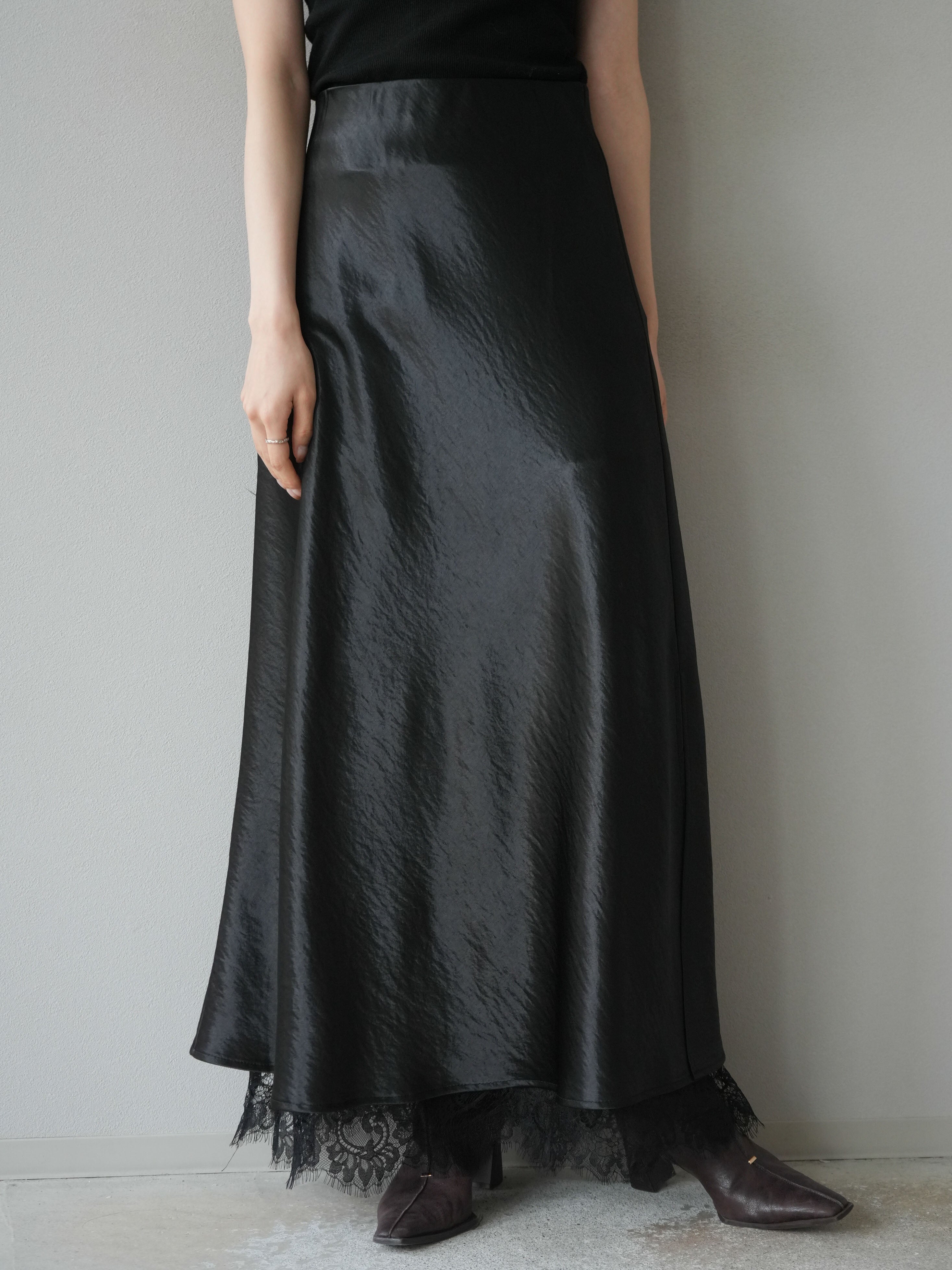 予約]裾レースサテンナロースカート/ブラック – Lumier