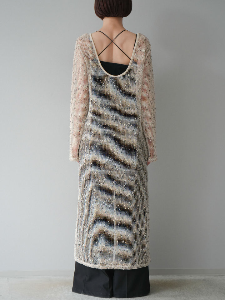 [預購] 鏤空網眼露背洋裝/象牙白