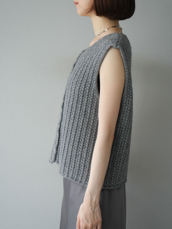 [予約]ランダムボタンニットベスト/チャコール