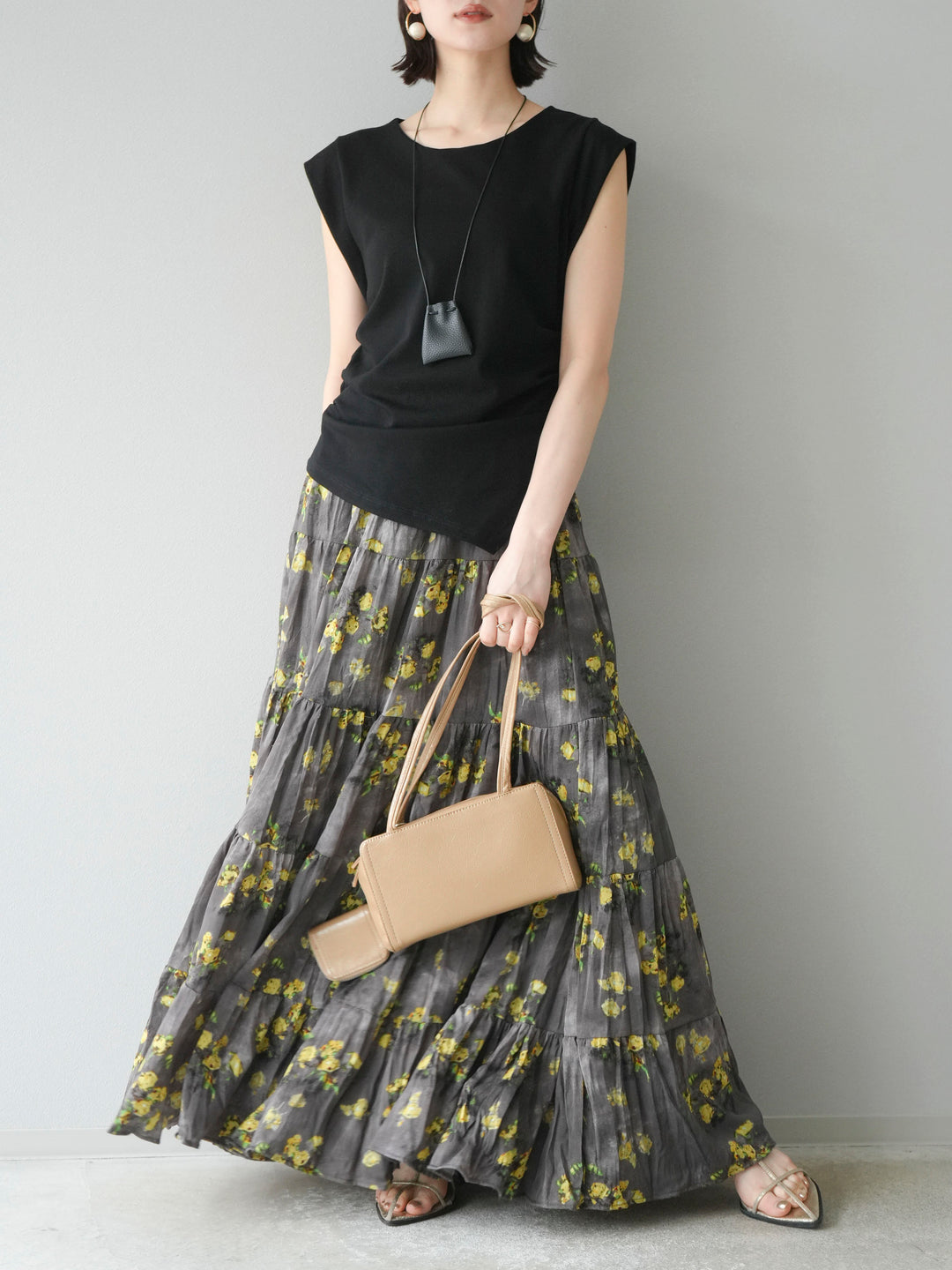 [予約]サイドギャザーTシャツ＆巾着レザーネックレスSET /ブラック