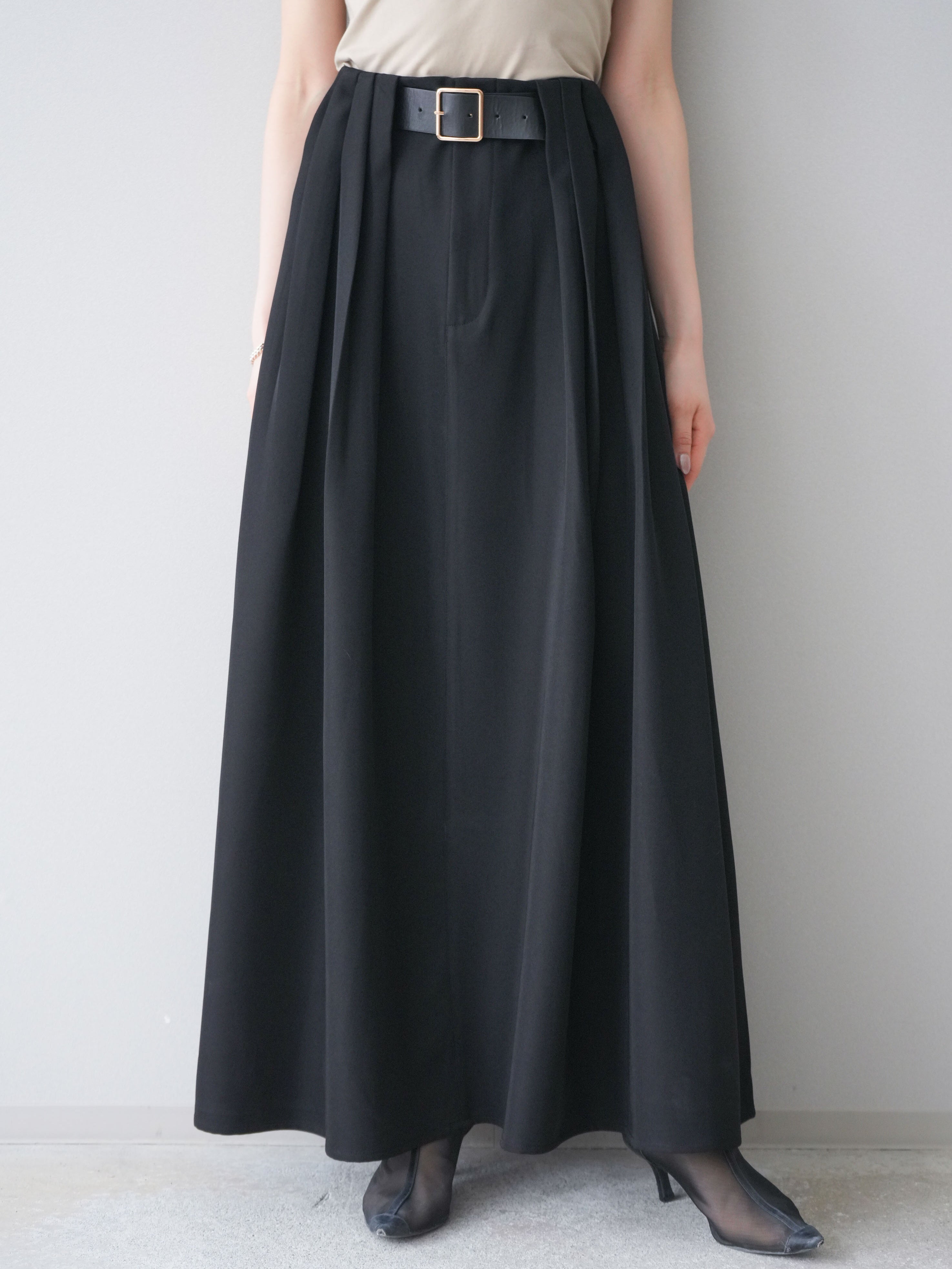予約]ベルトループフレアスカート/black – Lumier