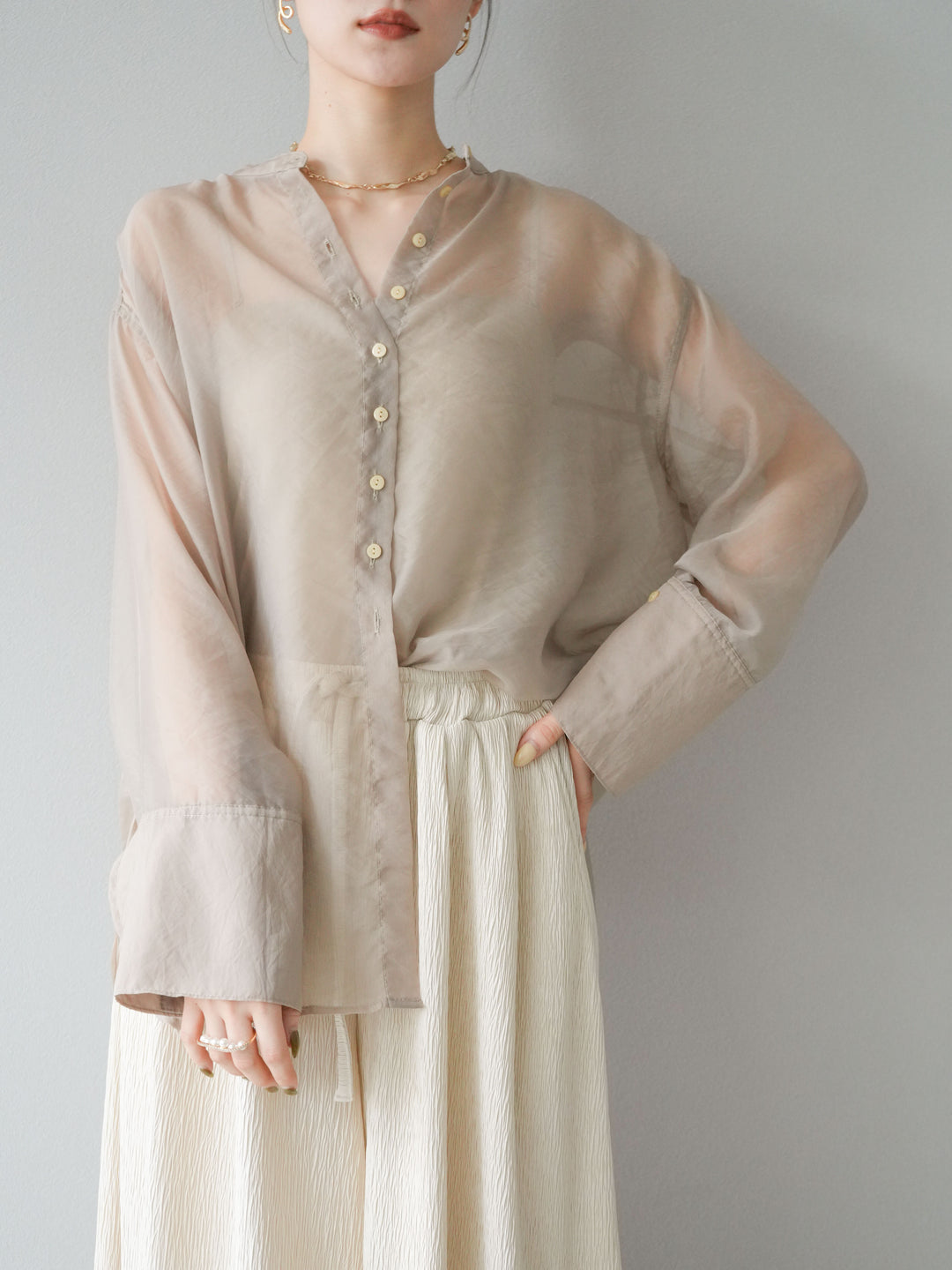 [SET] 亮面透視立領襯衫 + 亮面透視立領襯衫 (2 件套)