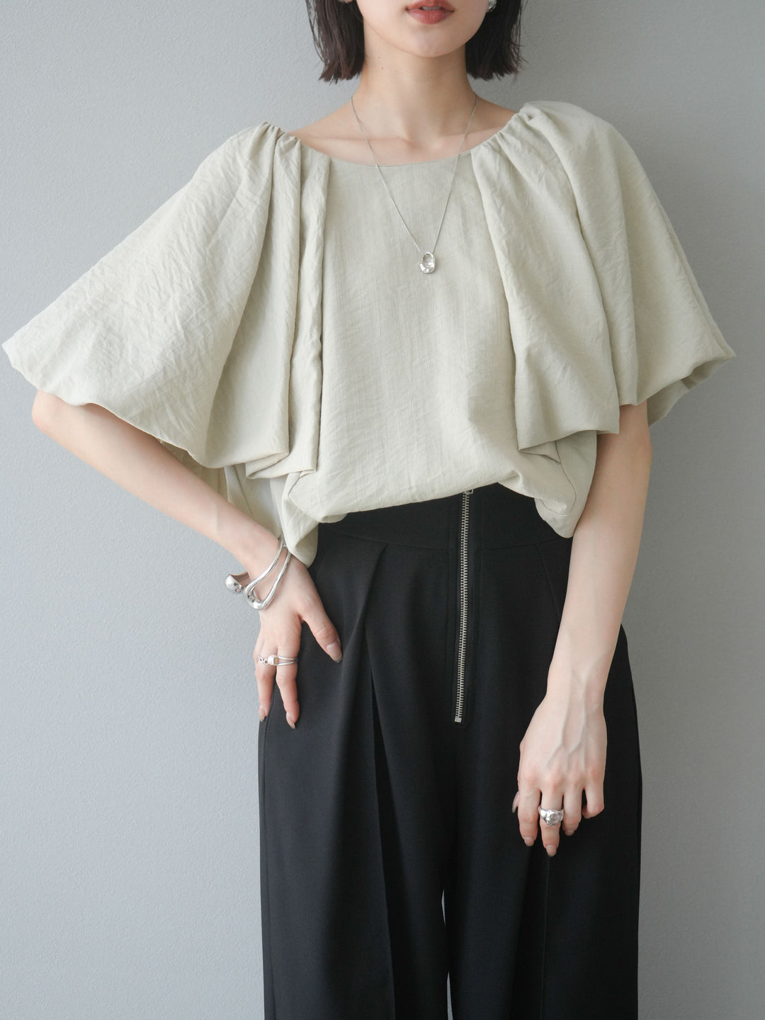 [套裝] 燈籠袖褶襉設計襯衫 + 可選配件套裝（2 套）