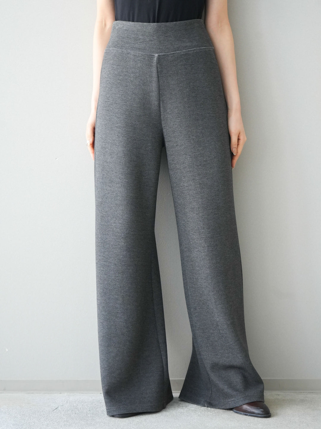 [予約]イージーポンチワイドパンツ/charcoal