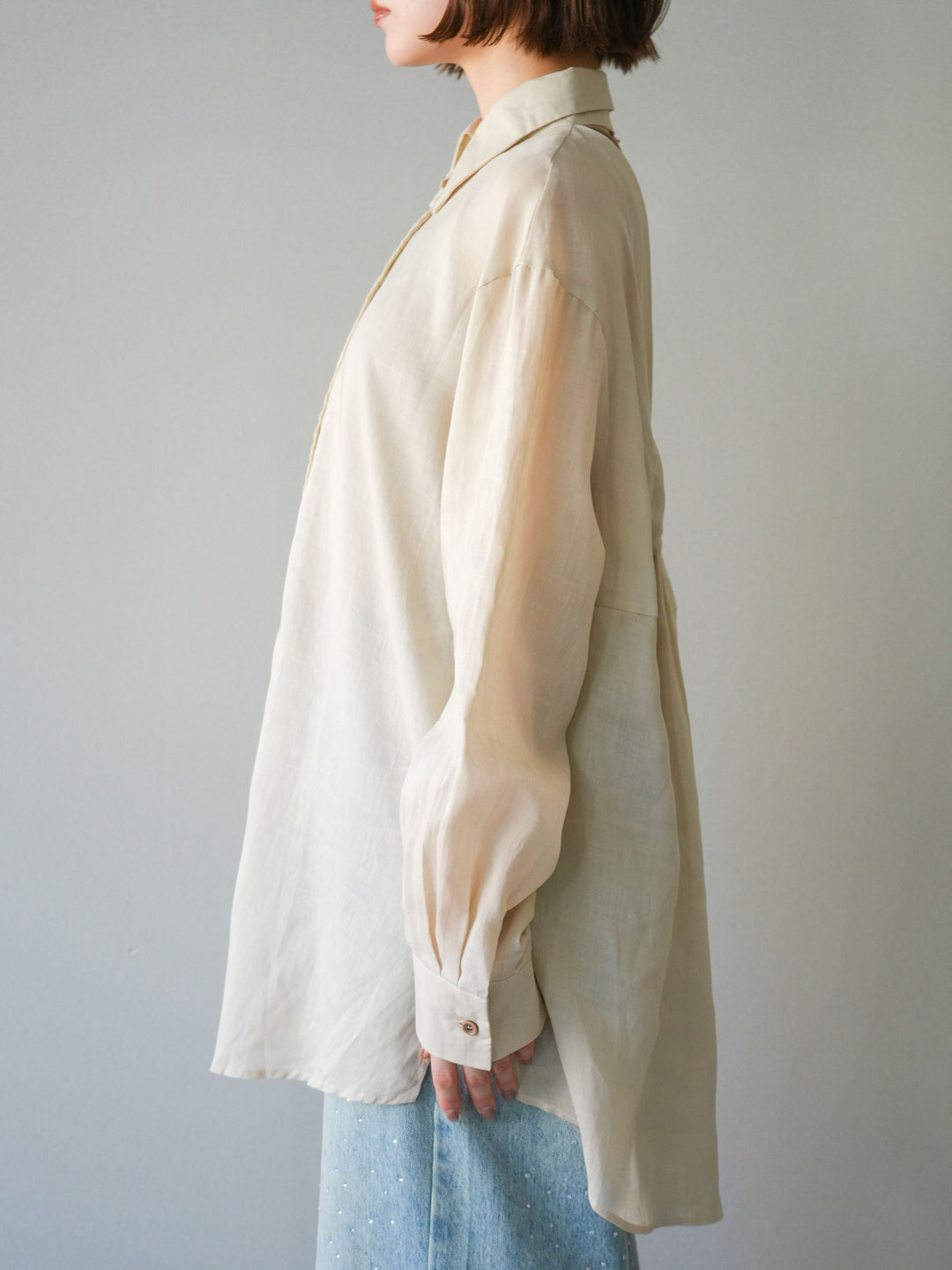 [予約]バックオープンツイストシャツ/beige