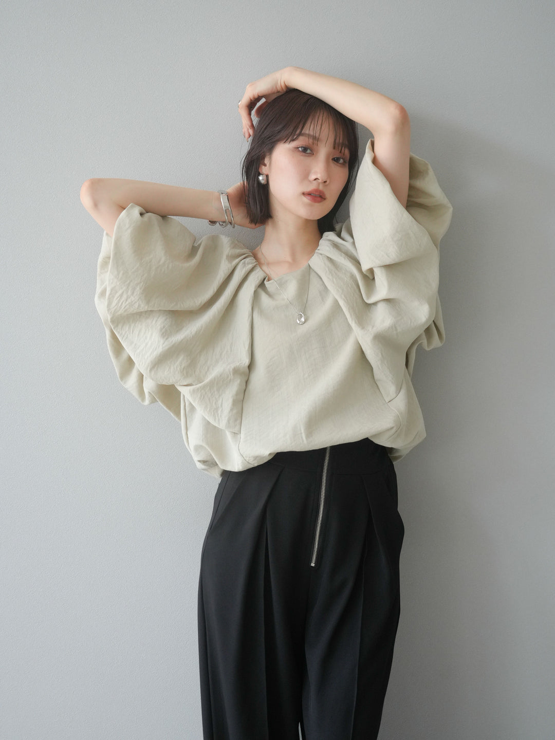 [套裝] 燈籠袖褶襉設計襯衫 + 可選配件套裝（2 套）