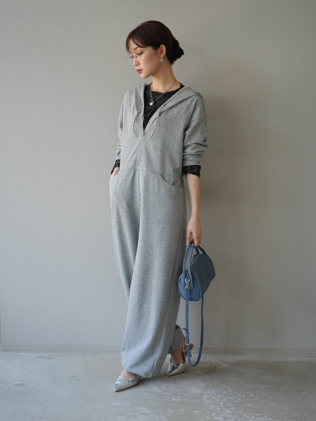[予約]ミニ裏毛フーディージャンプスーツ/チャコールグレー