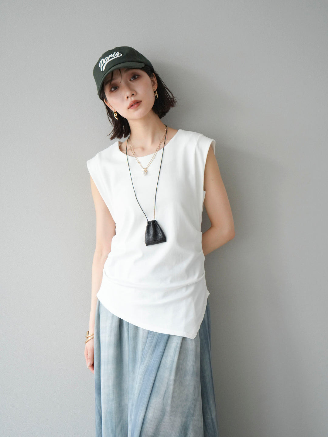 [予約]サイドギャザーTシャツ＆巾着レザーネックレスSET /ホワイト