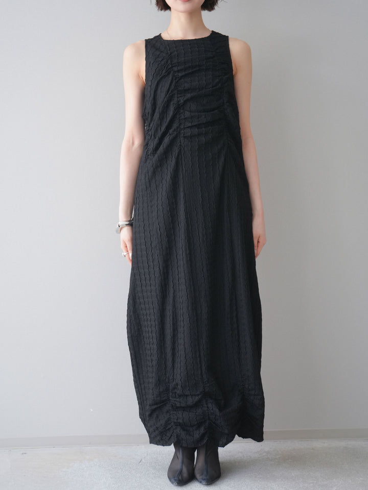 [予約]シャーリングジャガードノースリーブワンピース/black