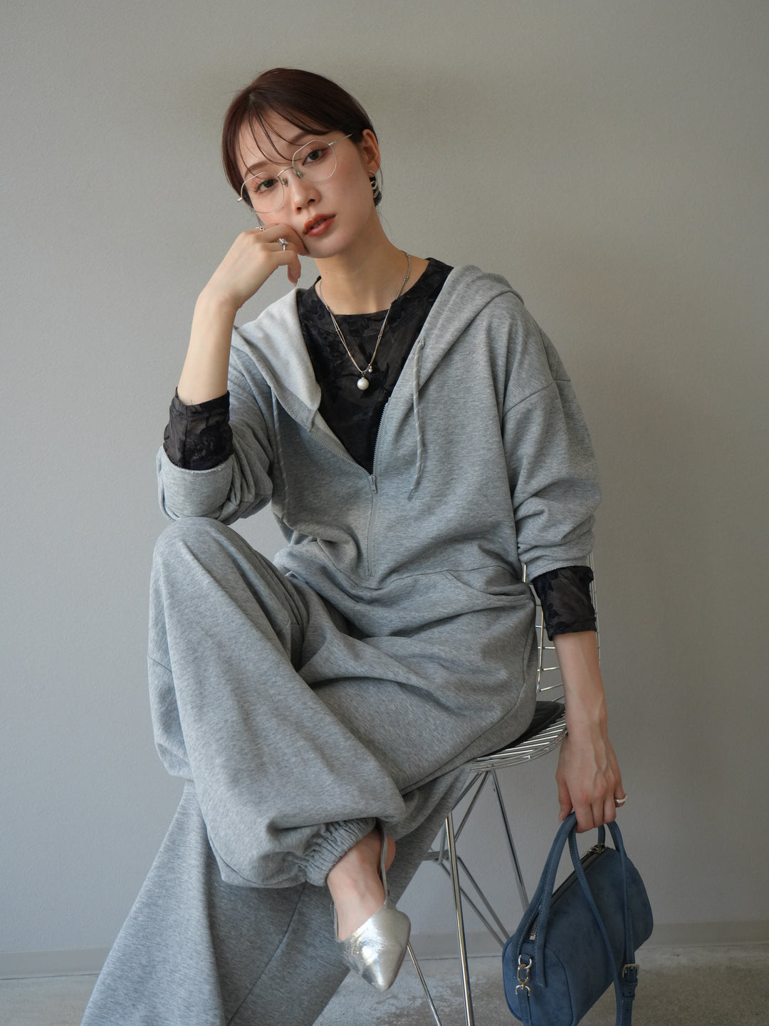 [予約]ミニ裏毛フーディージャンプスーツ/チャコールグレー