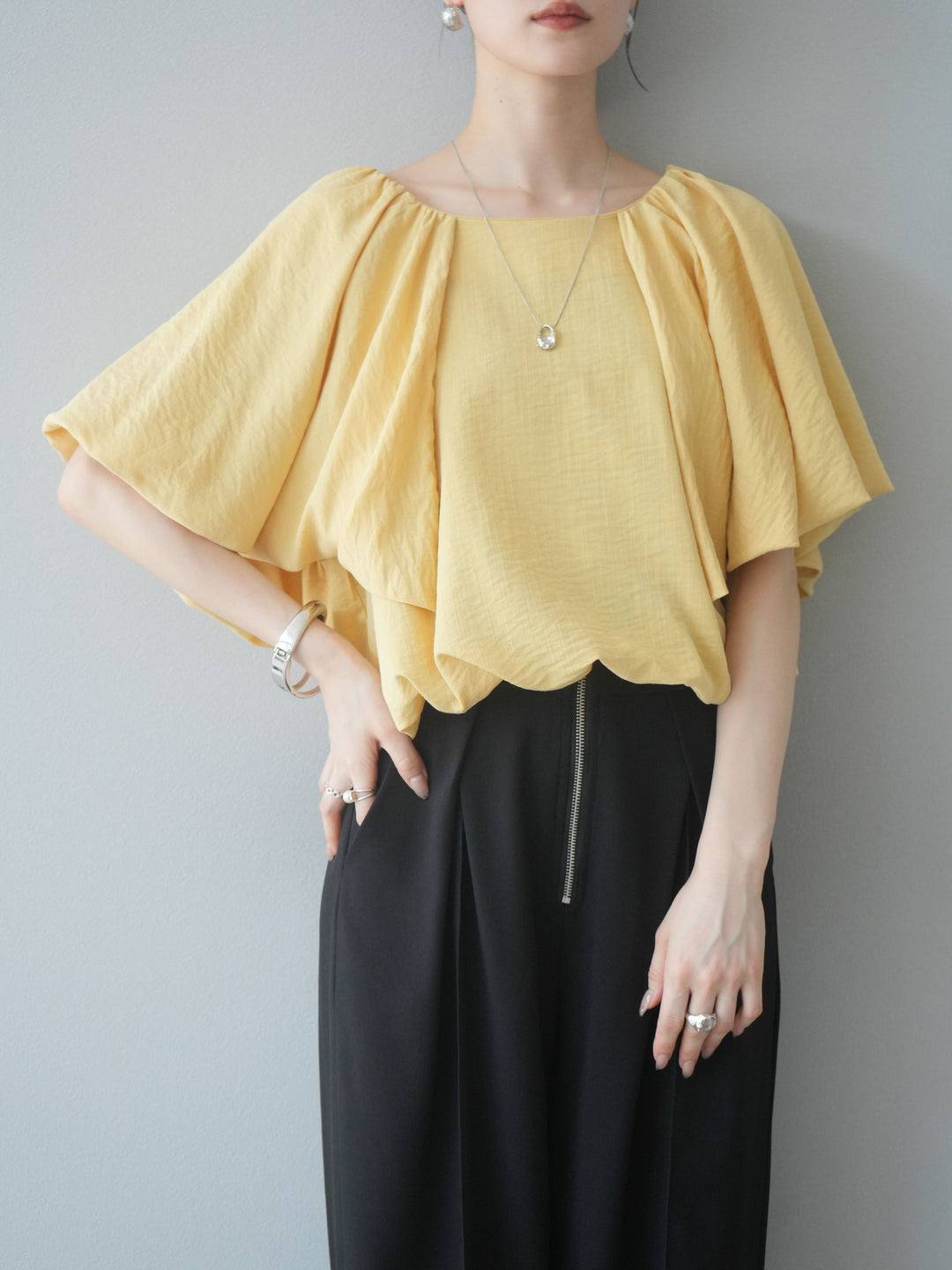 [套裝] 燈籠袖褶襉設計襯衫 + 可選配件套裝（2 套）