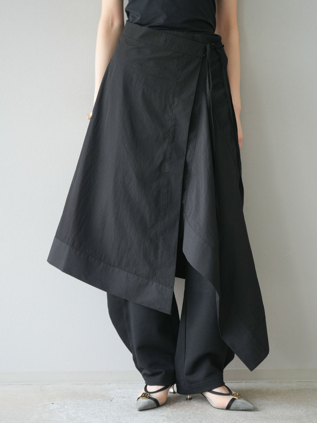 [予約]アシンメトリーレイヤードスカート/ブラック
