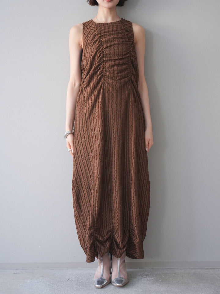 [予約]シャーリングジャガードノースリーブワンピース/brown