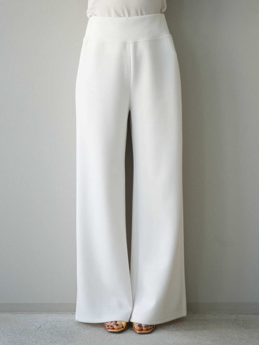 [予約]イージーポンチワイドパンツ/white