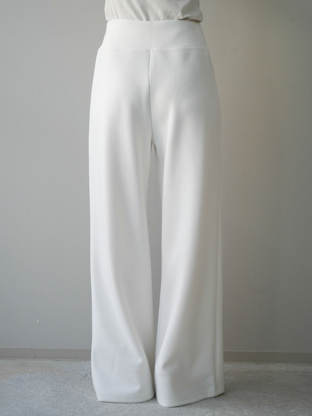 [予約]イージーポンチワイドパンツ/white