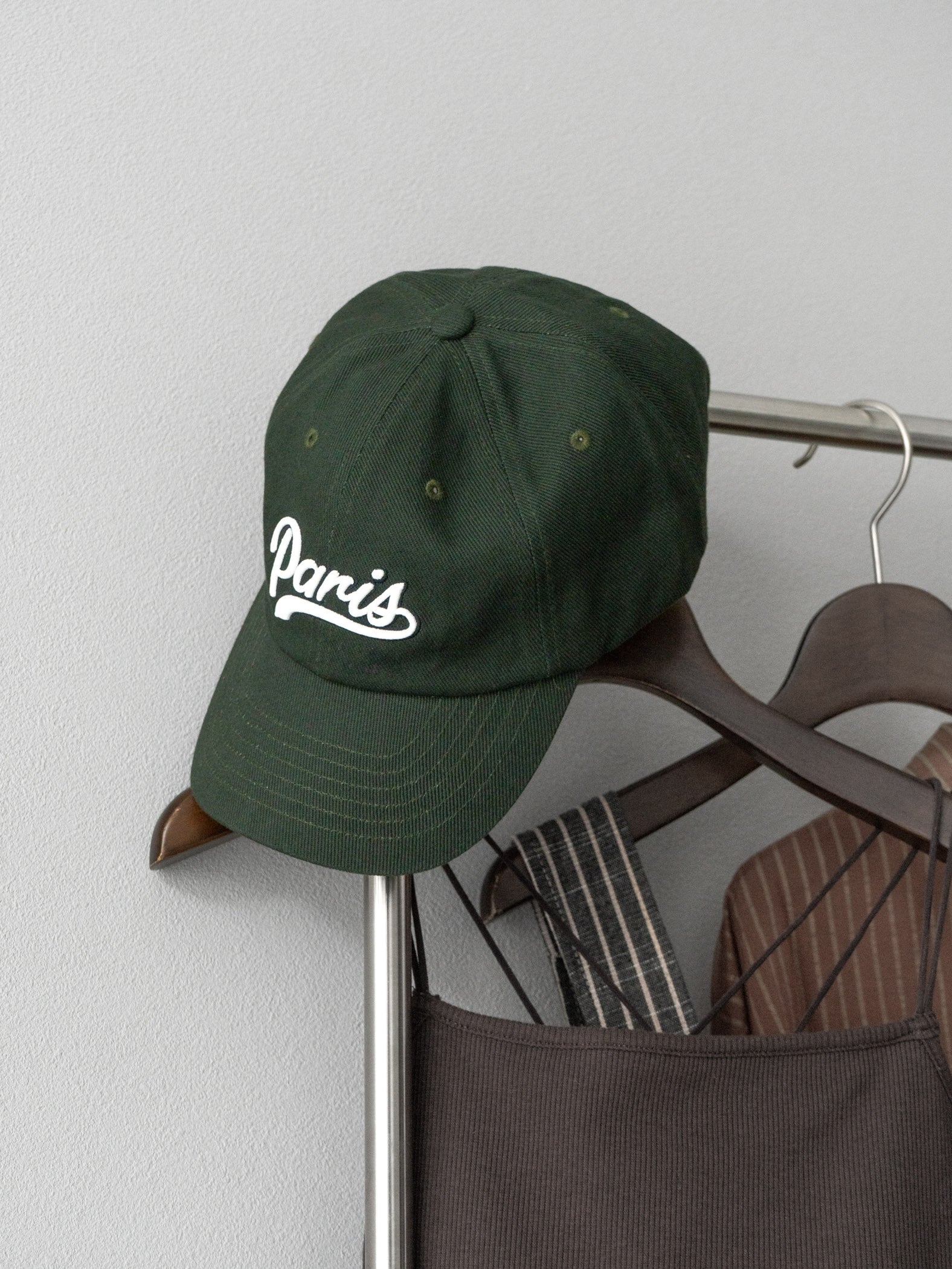 予約]Parisロゴ刺繍CAP/グリーン – Lumier