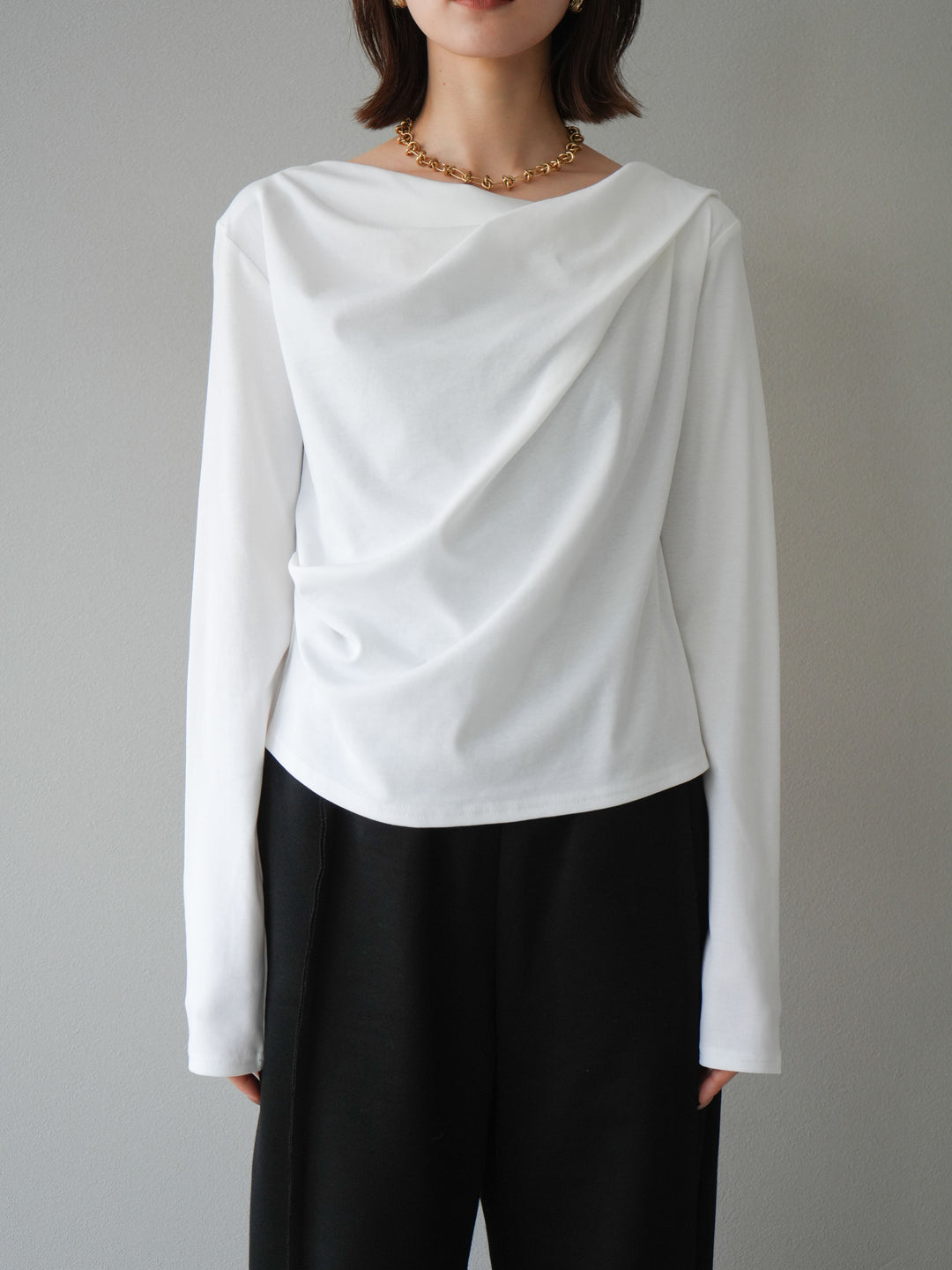 [予約]ドレープデザインカットソー/オフ
